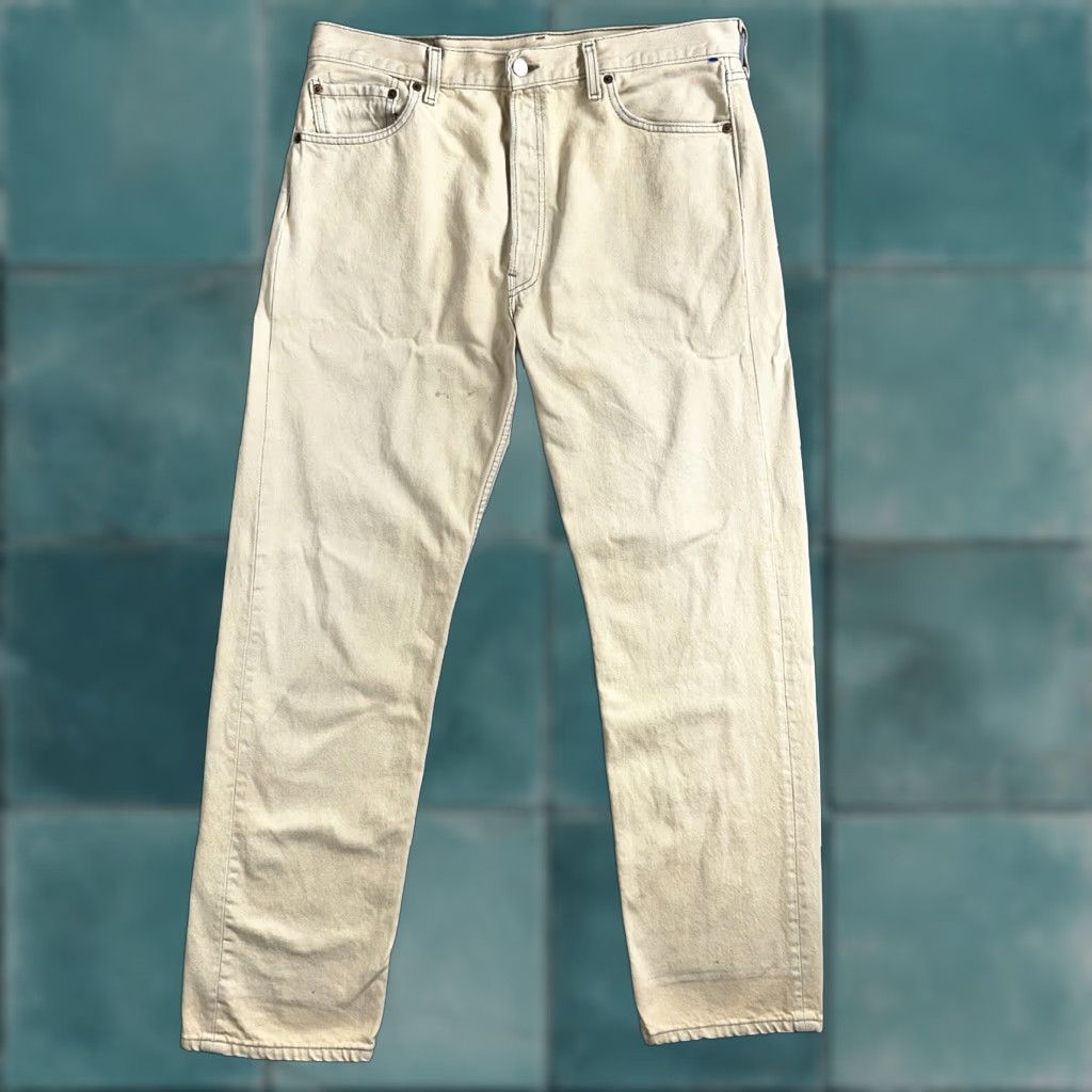 Levi's VINTAGE Levi's 501 Jeans Men 36x32 Straight USA 90s Denim Cotton Ivory Yellow Khaki Button Closure Modern Classic Size US 36 / EU 52 - 1 Thumbnail