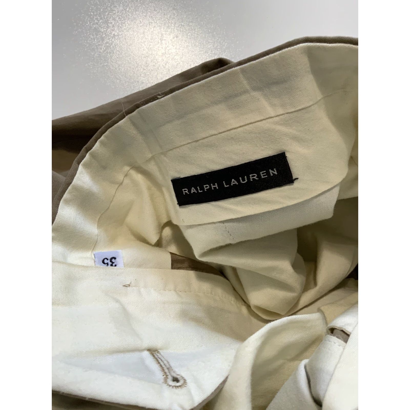 Ralph Lauren Ralph Lauren Black Label Khaki Golf Flat Front Casual Mens Pants Sz. 35 Beige 32in Inseam 35 Waist Flat Front Khakis Mens Pants Size US 35 - 7 Thumbnail
