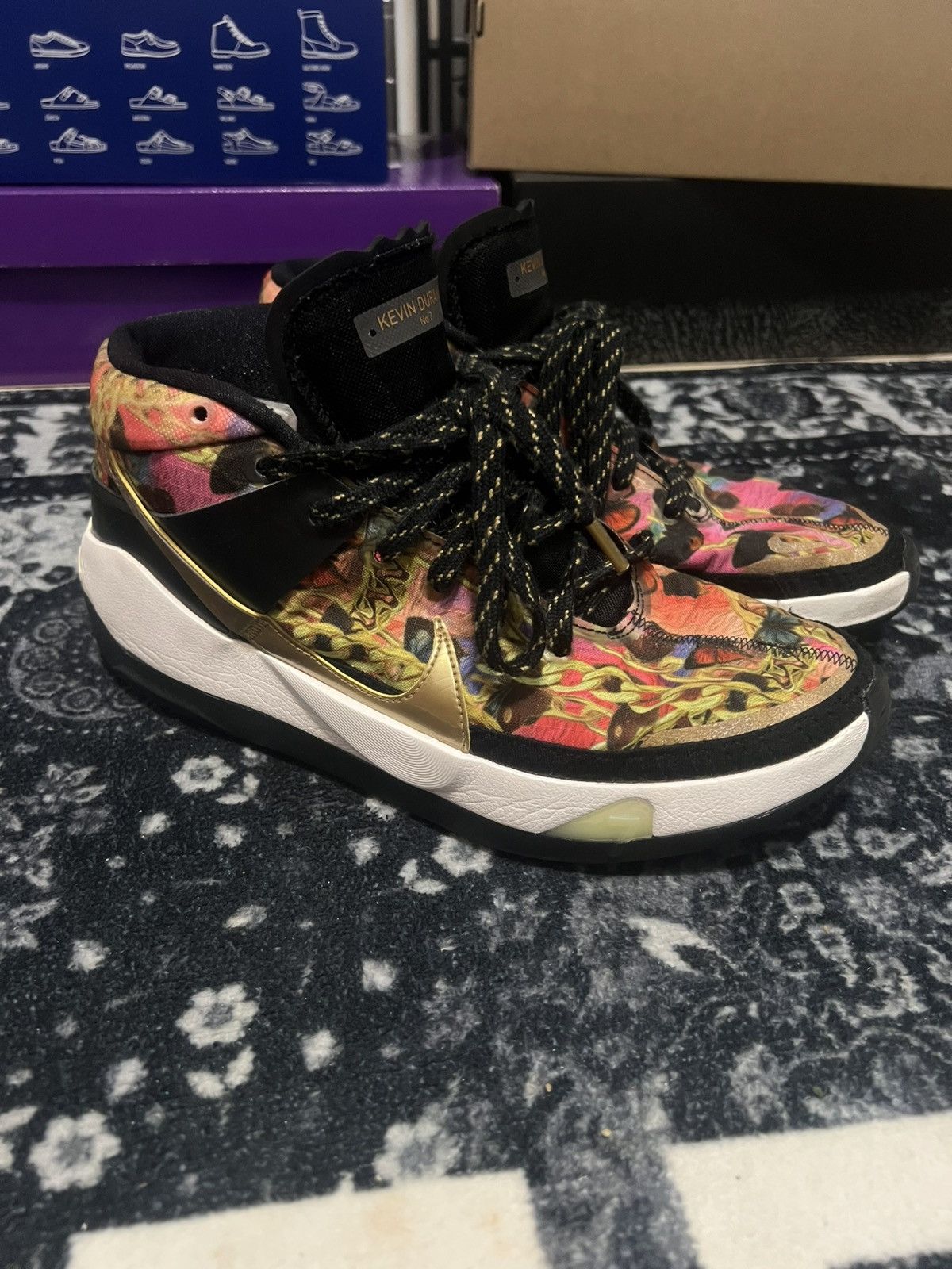 Nike KD 13 "HYPED" Size US 9.5 / EU 42-43 - 4 Thumbnail