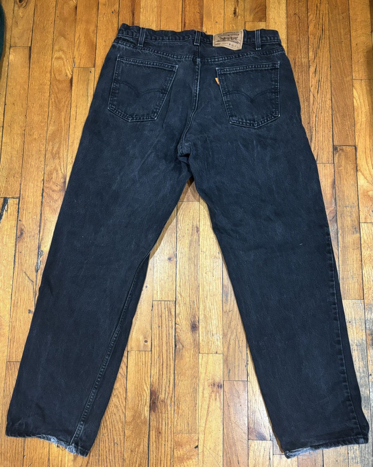 Levi's Vintage Clothing Vintage Levi's 550 36x32 Black Relaxed Fit Denim Orange Tab Size US 36 / EU 52 - 3 Thumbnail