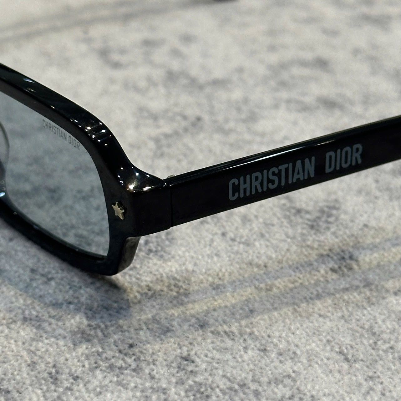 Dior DIOR DIORPACIFIC S3I 16I0 Sunglasses Size ONE SIZE - 2 Thumbnail