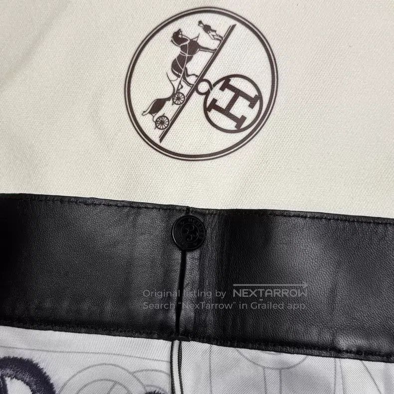 Hermes Hermes Black and White Sheepskin Silk Jacquard Skirt Size 42" / US 20 - 7 Thumbnail