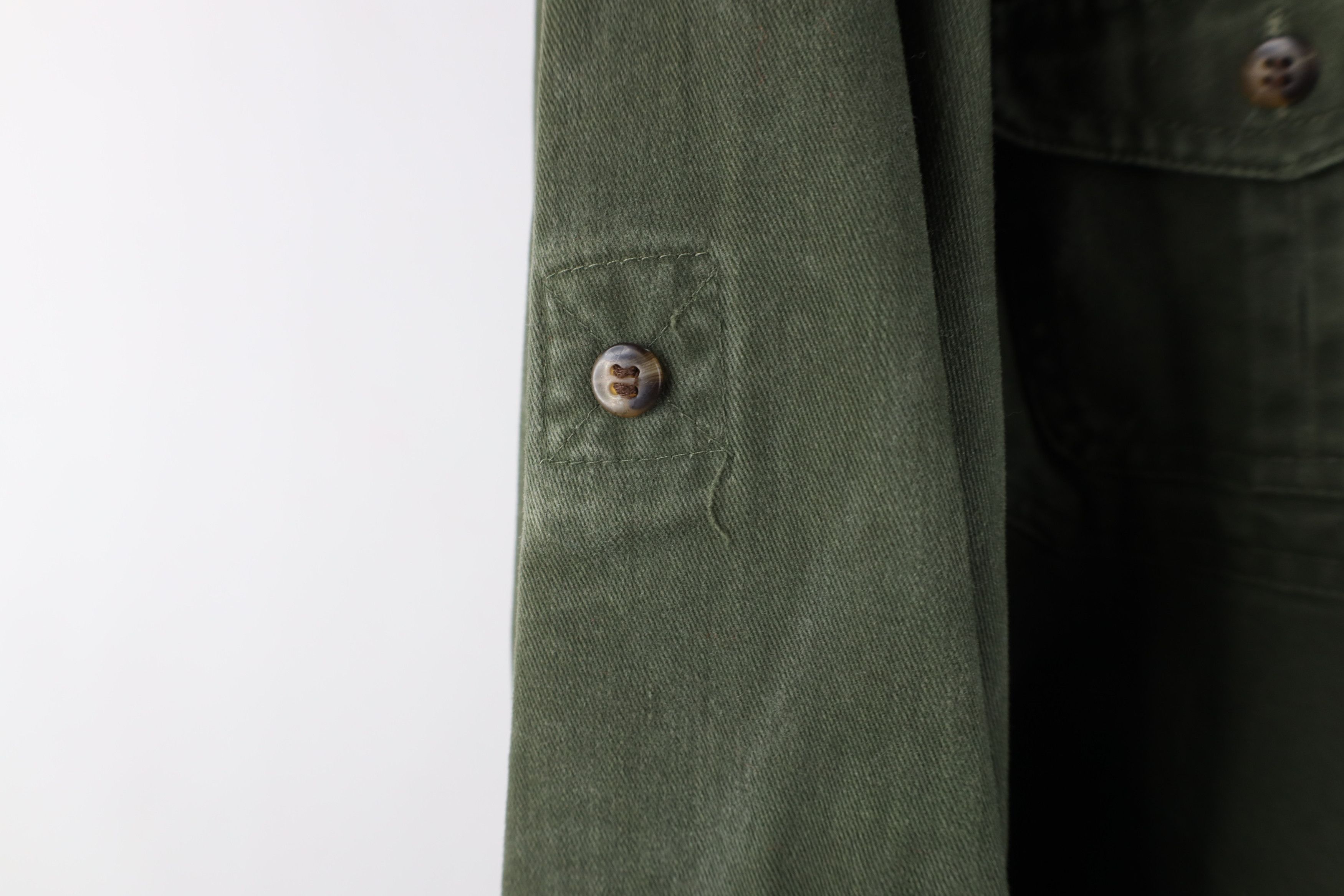 Vintage Vintage 90s Streetwear Collared Button Down Shirt Size US L / EU 52-54 / 3 - 8 Thumbnail