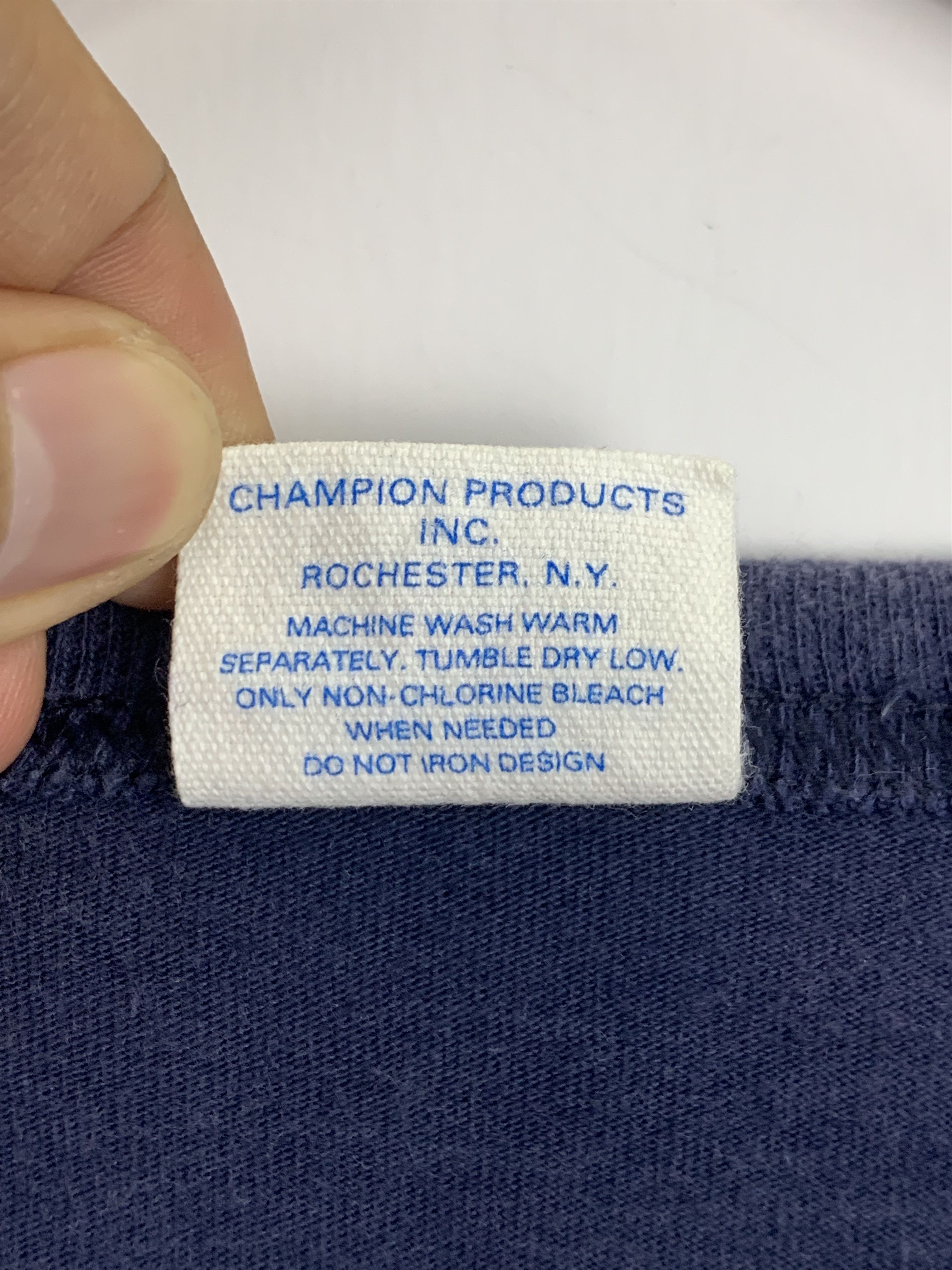 Champion Vintage 90s Champion 73 Tee TA0052 Size US L / EU 52-54 / 3 - 9 Thumbnail