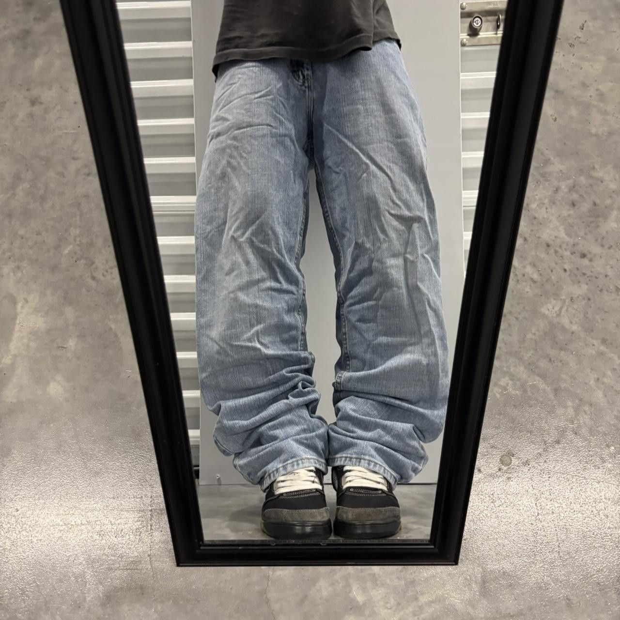 Japanese Brand × Vintage Crazy Vintage Y2K/2000s Light Wash Essential Denim Jeans! Size US 31 - 1 Thumbnail