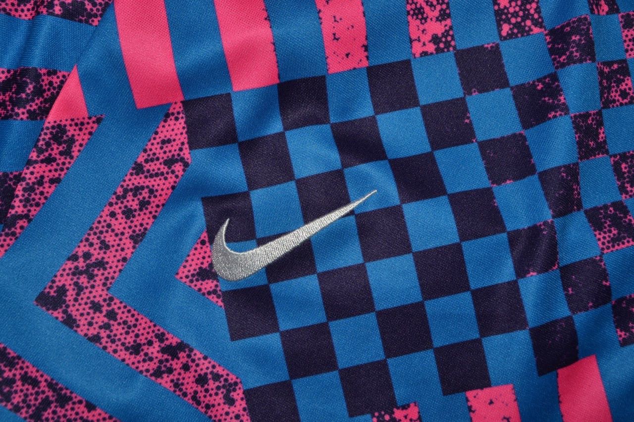 Nike Nike RB Leipzig T-shirt Trainingstrikot Size 2XL Size US XXL / EU 58 / 5 - 5 Thumbnail