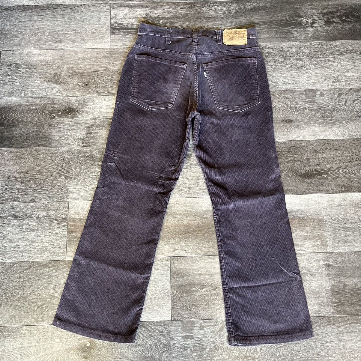 Levi's Vintage 1980s Levi’s 517 Corduroy Boot Cut Lavender Pants Size US 30 / EU 46 - 1 Thumbnail