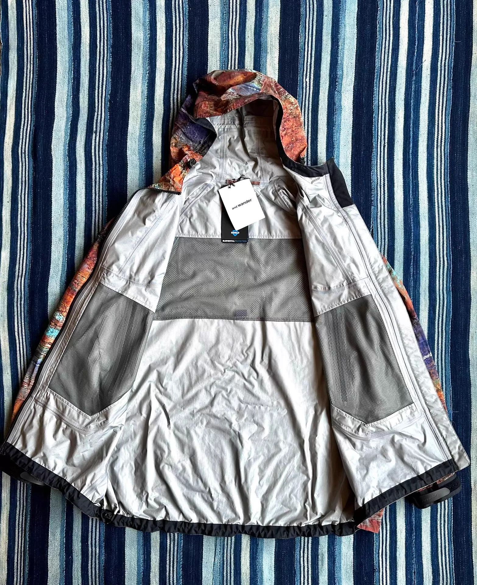 And Wander And Wander Pertex 3L WPB Jacket XL Size US XL / EU 56 / 4 - 5 Thumbnail