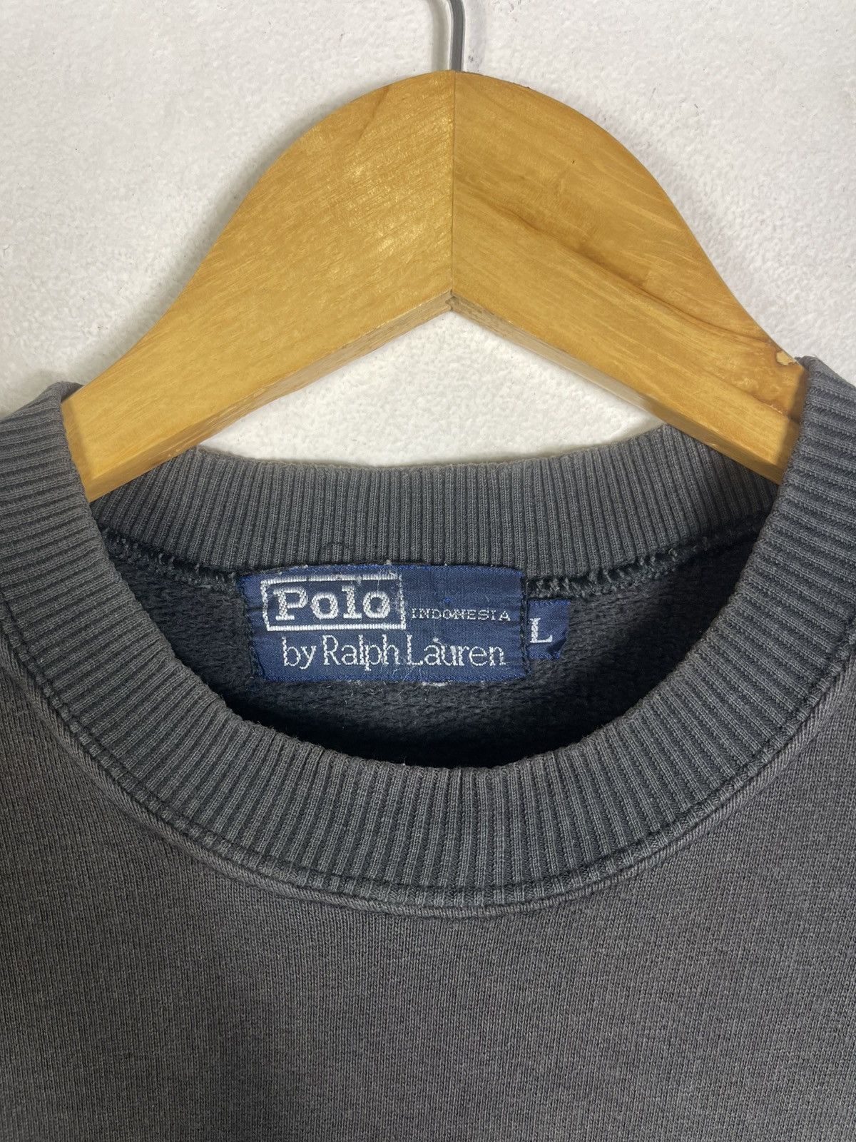 Polo Ralph Lauren VTG 90s Polo Ralph Lauren Multi-Flag Embroidered Sweatshirt Size US M / EU 48-50 / 2 - 3 Thumbnail