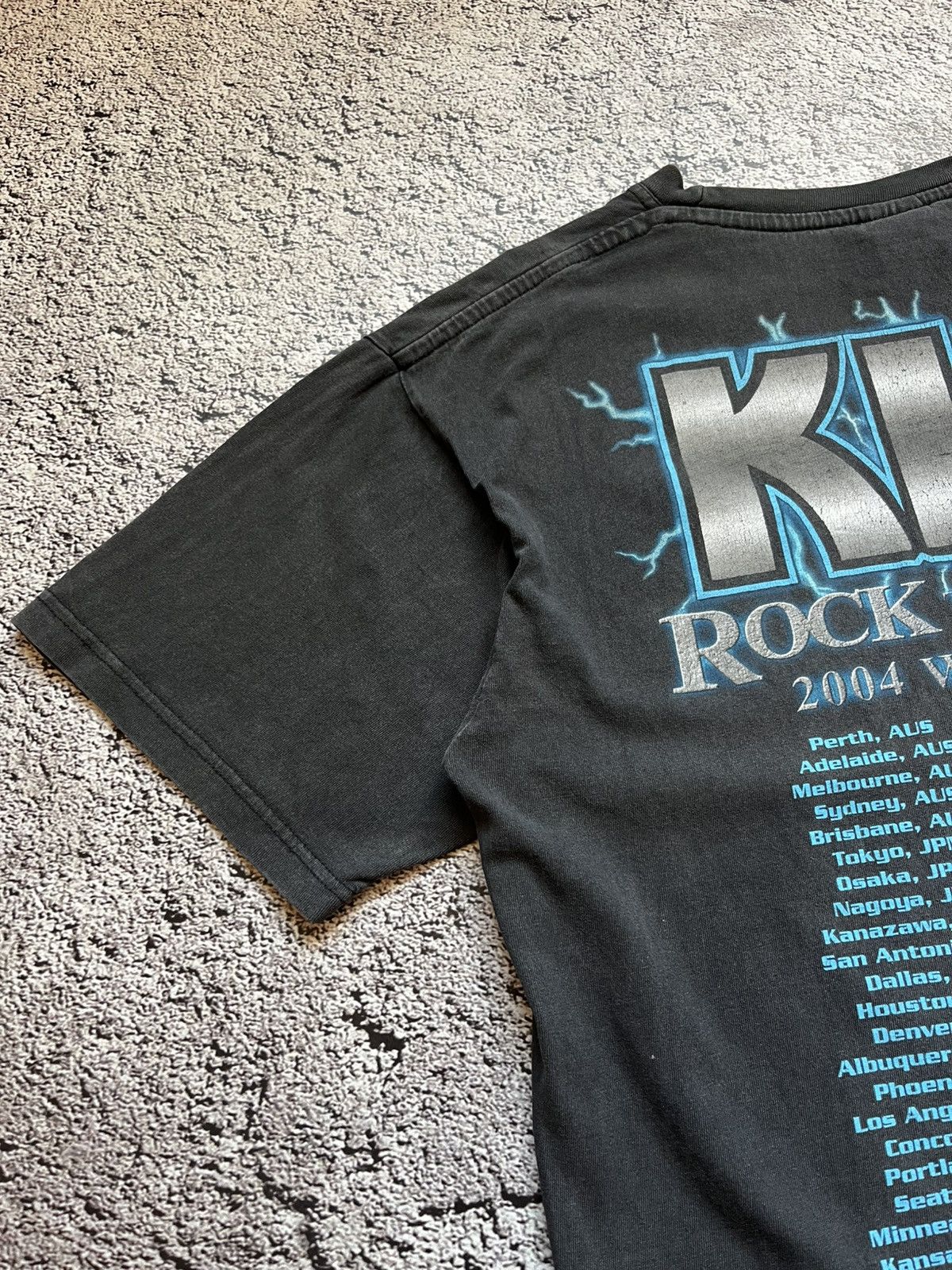 Other KISS Rock The Nation 2004 World Tour T-Shirt Size L Size US L / EU 52-54 / 3 - 10 Thumbnail
