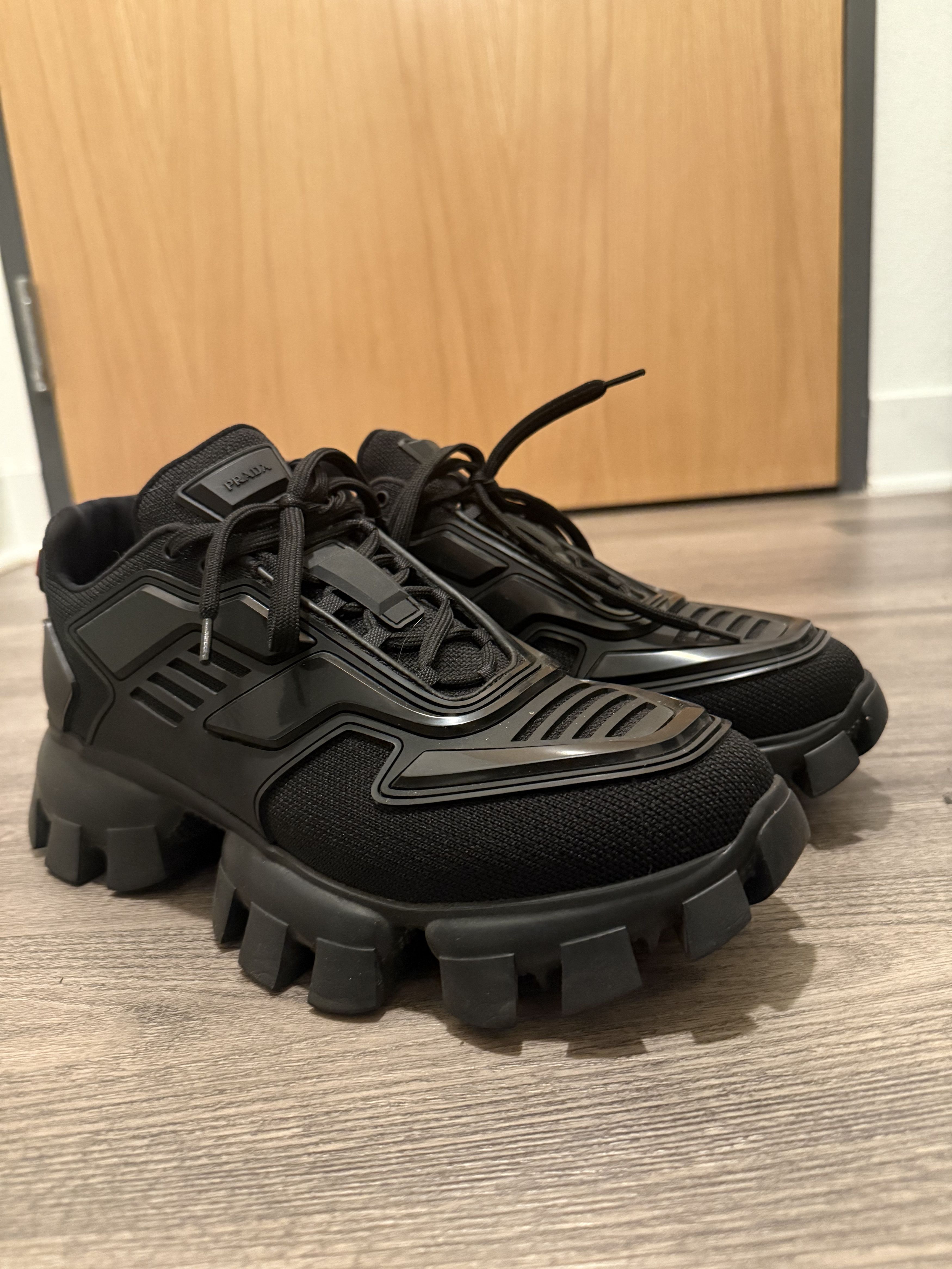 Prada PRADA SNEAKERS TRINAGLE CLOUDBUST Size US 7.5 / EU 40-41 - 1 Thumbnail
