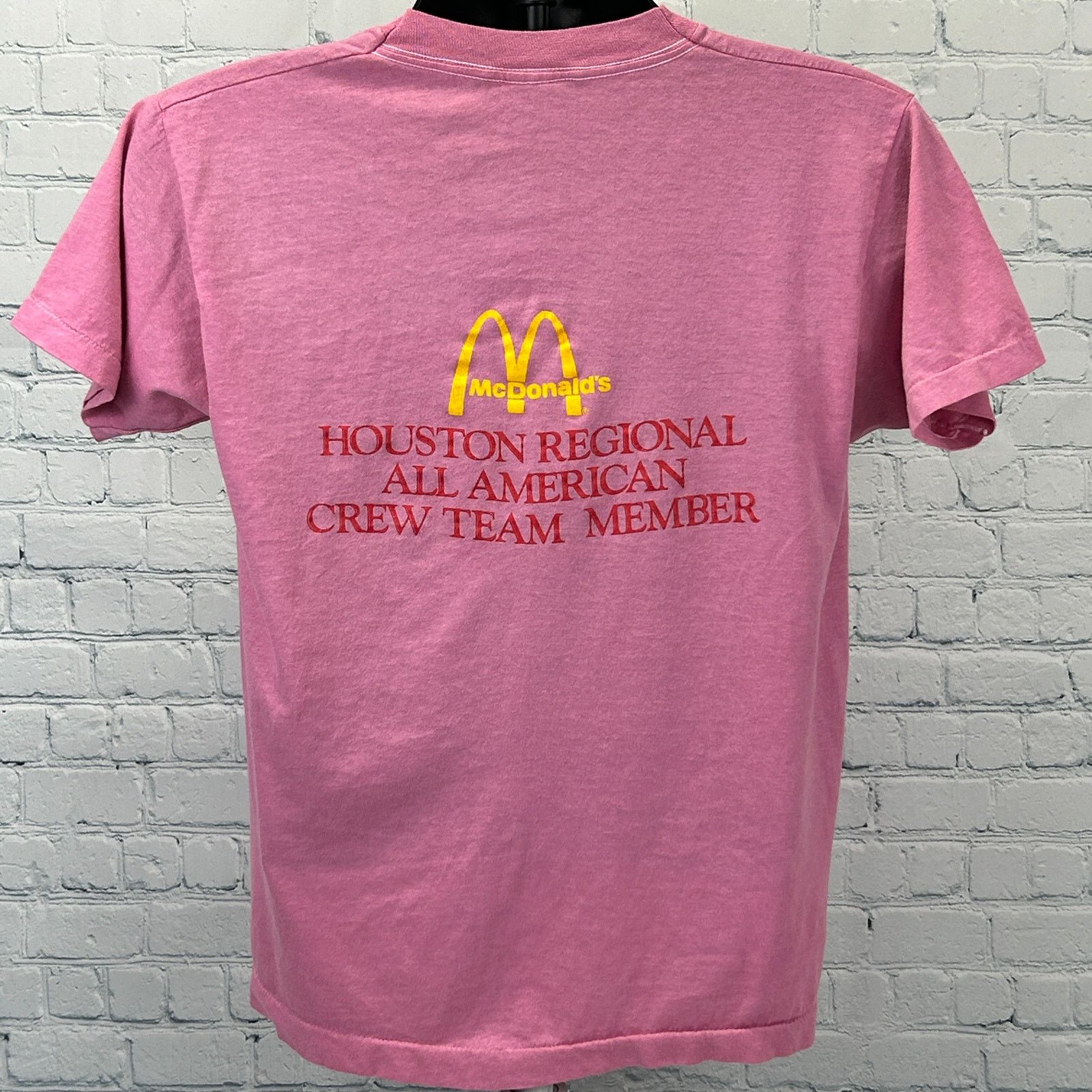 Vintage Vintage 80s McDonalds All American Team T Shirt Pink Medium Size US M / EU 48-50 / 2 - 3 Thumbnail