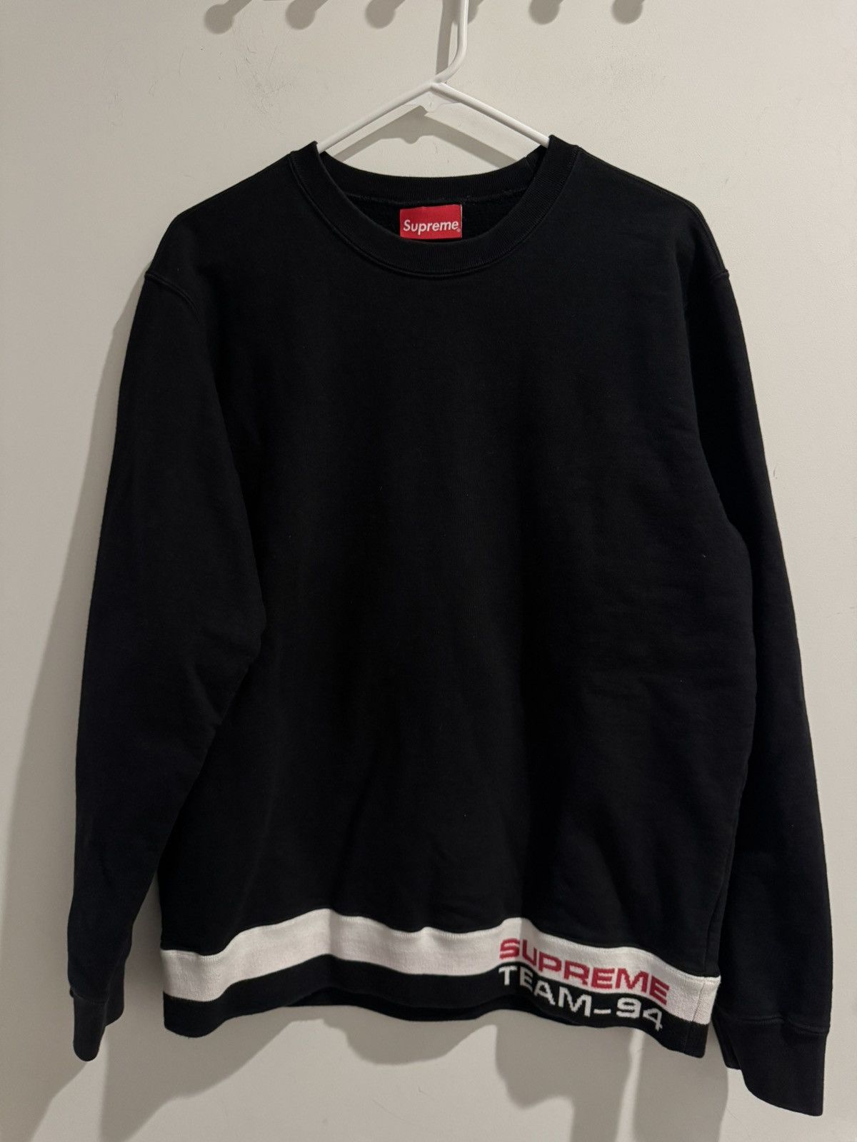 Supreme Supreme Logo Rib Stripe Team 94 Crewneck Mens Size Medium Size US M / EU 48-50 / 2 - 2 Thumbnail
