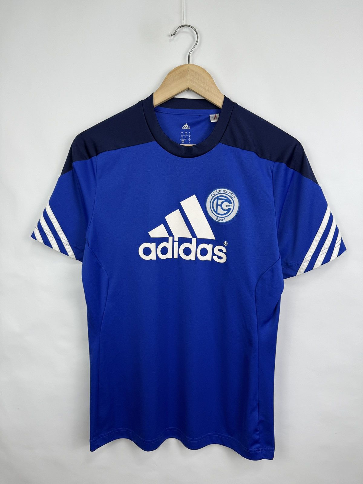 Adidas 🇨🇭 Vintage Adidas FC Concordia Basel Training Soccer Jersey Size US S / EU 44-46 / 1 - 3 Thumbnail