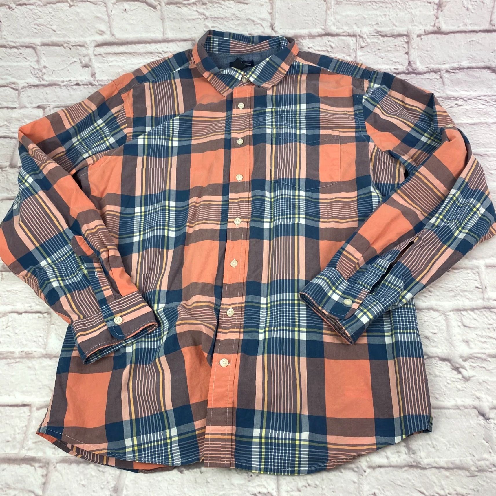 Gap Gap Mens Button-Up Shirt Plaid Check Long Sleeve 100% Cotton XL Classic Fit Casual Size US XL / EU 56 / 4 - 3 Thumbnail