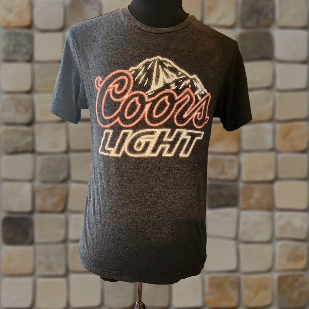 Old Navy OLD NAVY Coors Light Beer Print Soft T-Shirt Size Small Gray Mens Size US S / EU 44-46 / 1 - 1 Thumbnail