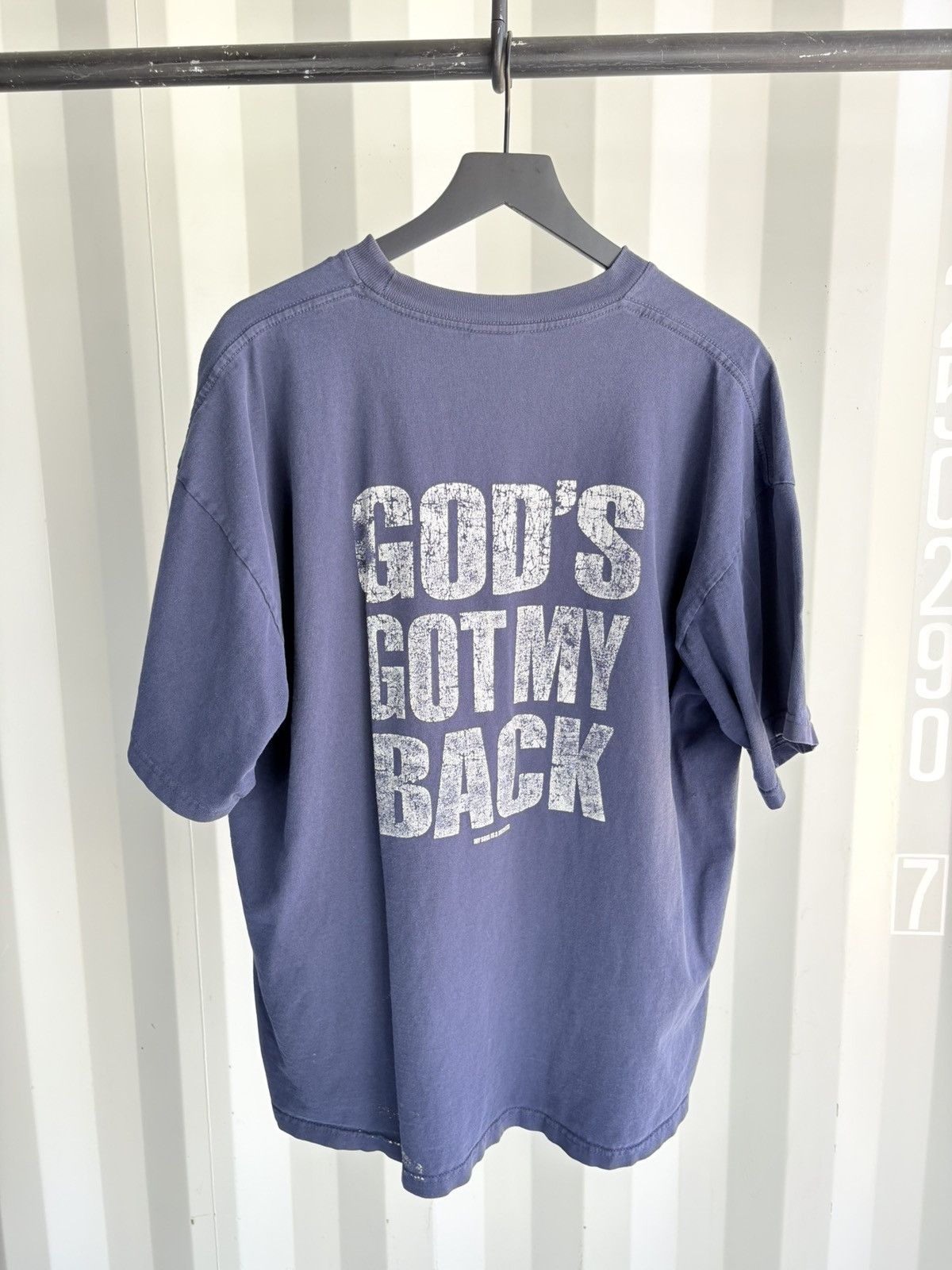 Vintage Vintage Jesus Tee Gods Got My Back Fade Thrashed GRUNGE Band Size US XXL / EU 58 / 5 - 1 Thumbnail