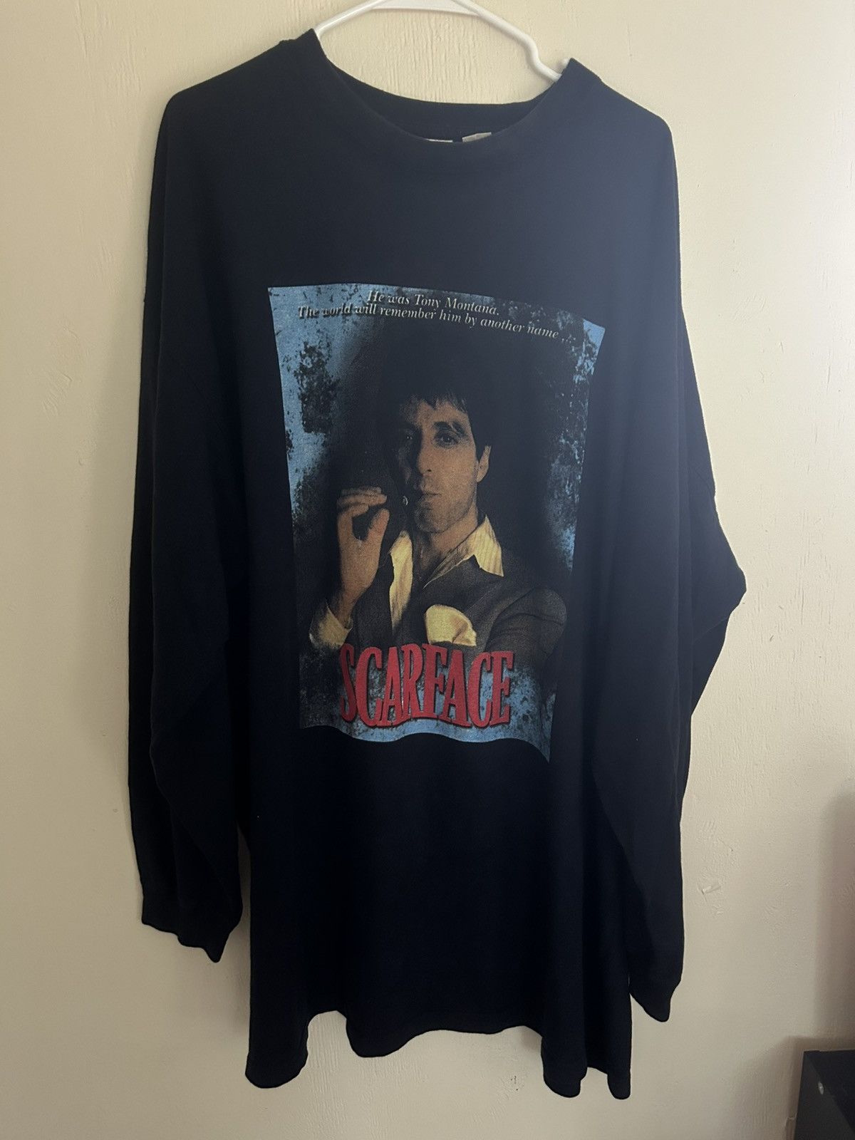 Vintage Vintage Scarface Tony Montana Smoking Portrait Longsleeve Size US XXL / EU 58 / 5 - 1 Thumbnail