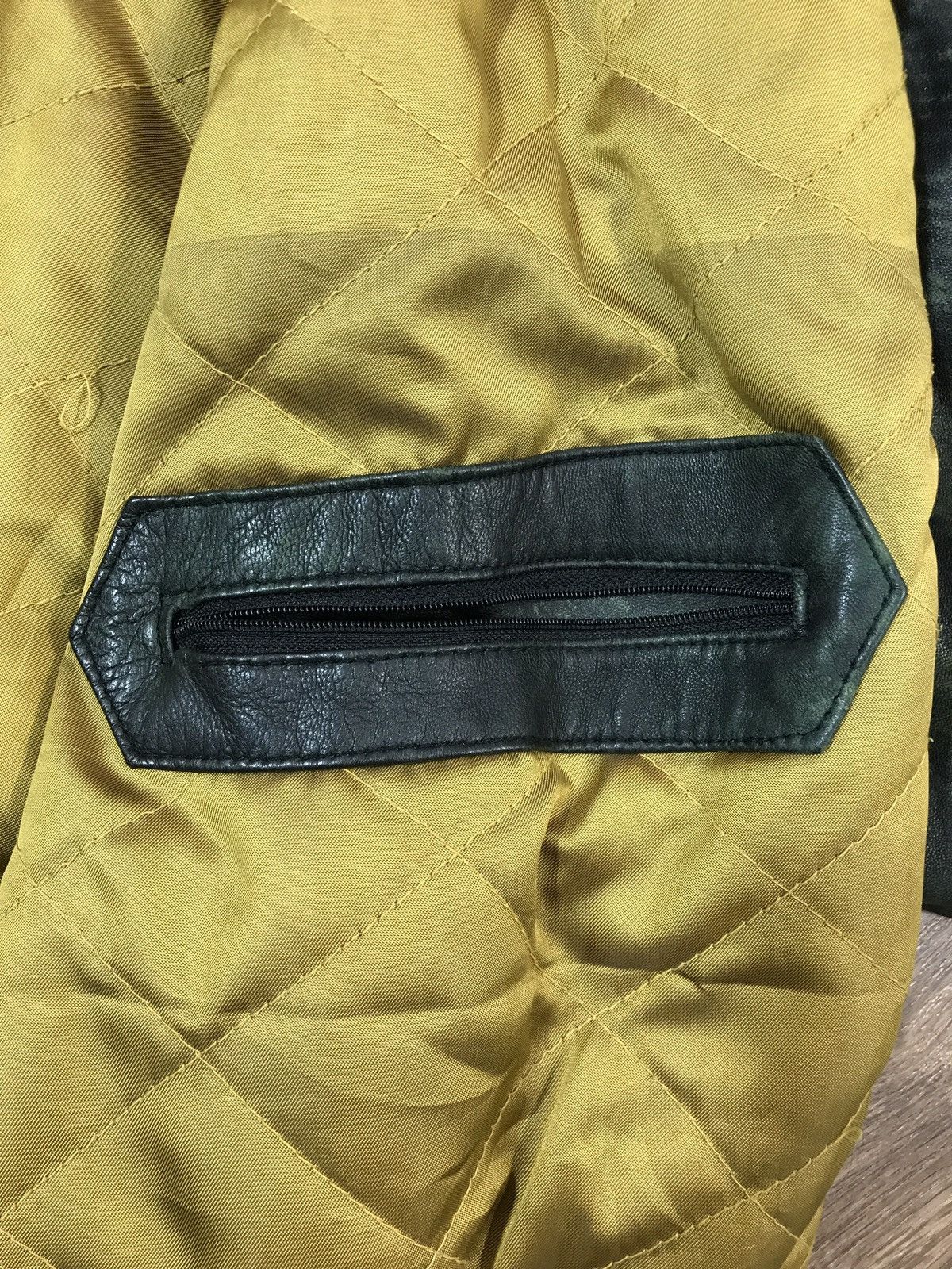 Japanese Brand × Vintage Vintage Distressed Leather Jacket Size M Size US M / EU 48-50 / 2 - 7 Thumbnail