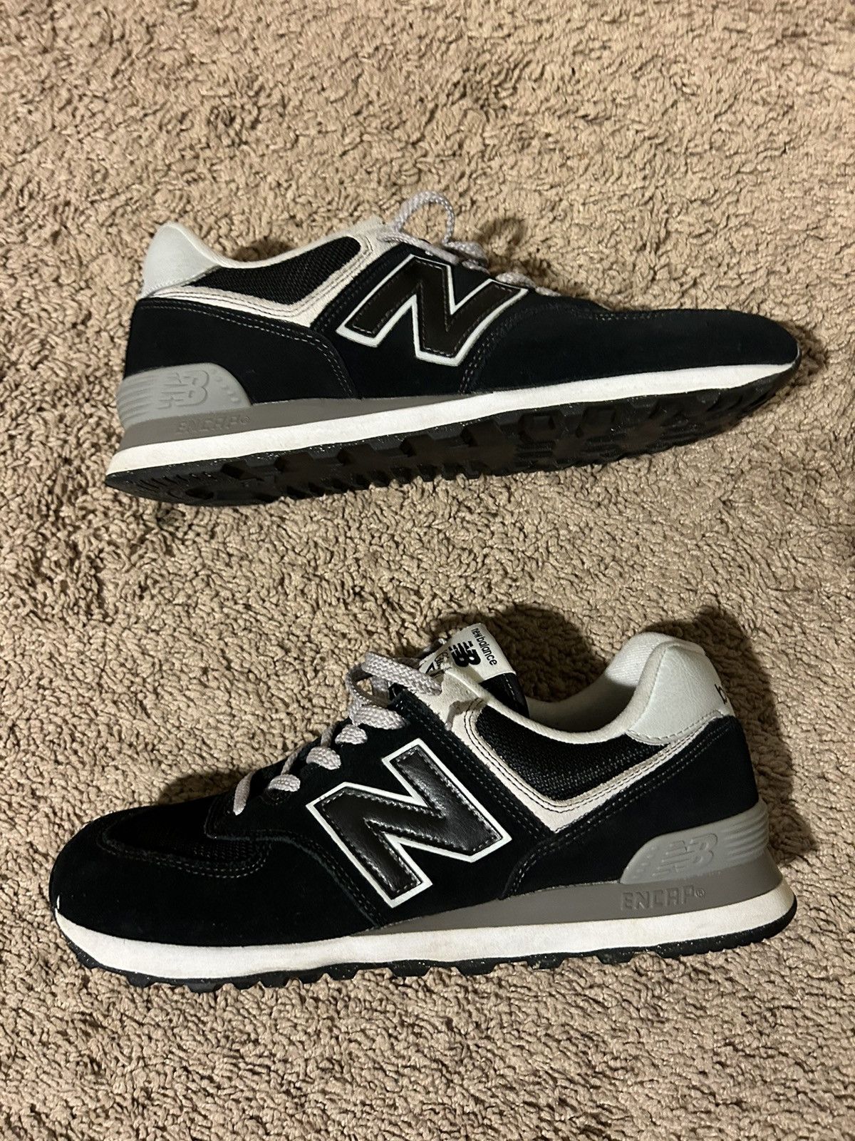 New Balance New Balance 574 ‘Black White’ (M9.5) Size US 9.5 / EU 42-43 - 2 Thumbnail