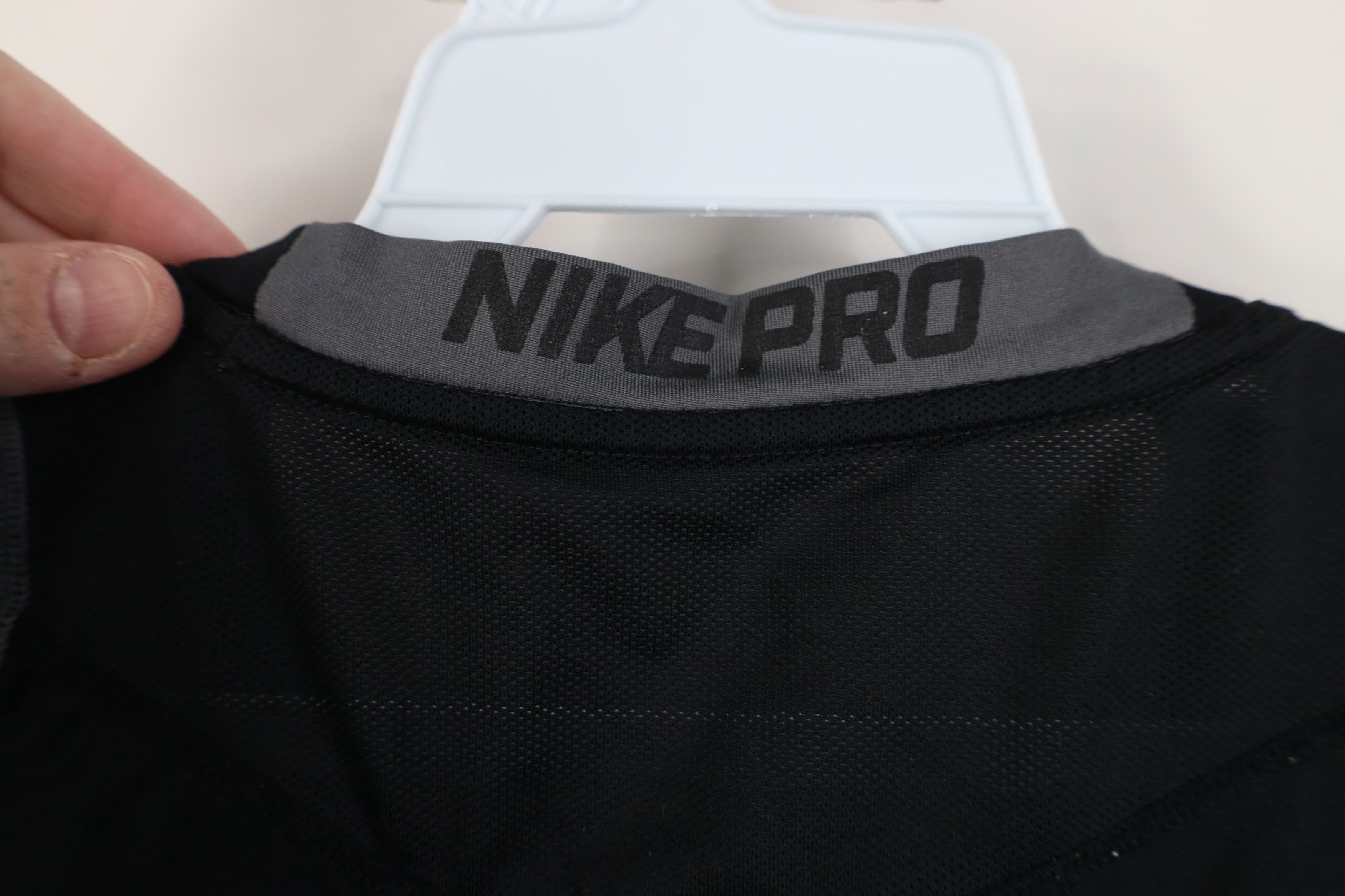 Nike Nike Pro Compression Gym Training Short Sleeve T-Shirt Black Size US M / EU 48-50 / 2 - 11 Thumbnail