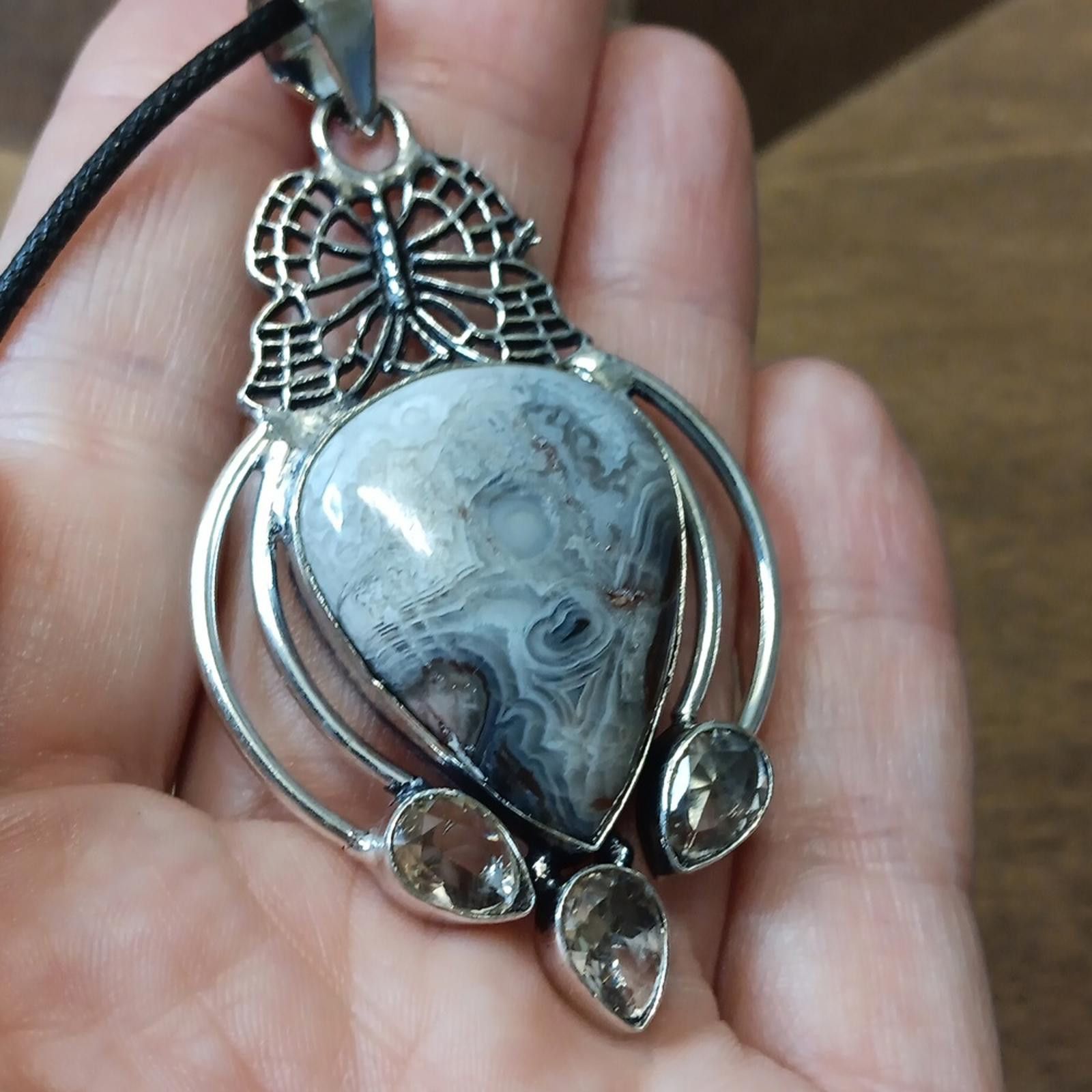 Designer Elegant Crazy Lace Agate Pendant Necklace Size ONE SIZE - 5 Thumbnail
