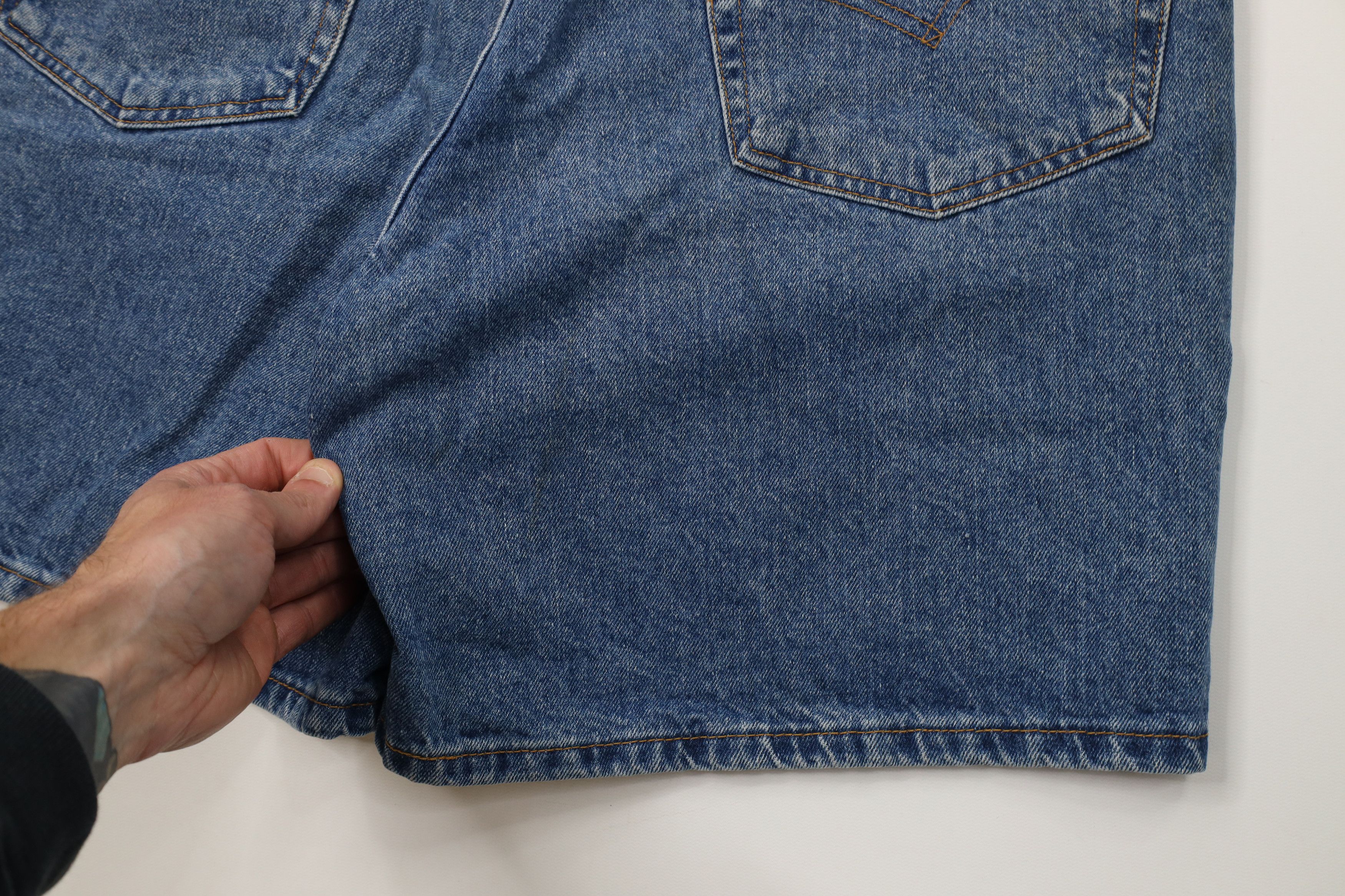 Levi's Vintage Y2K 2001 Levis 550 Fit Above Knee Denim Shorts Size US 38 / EU 54 - 15 Thumbnail