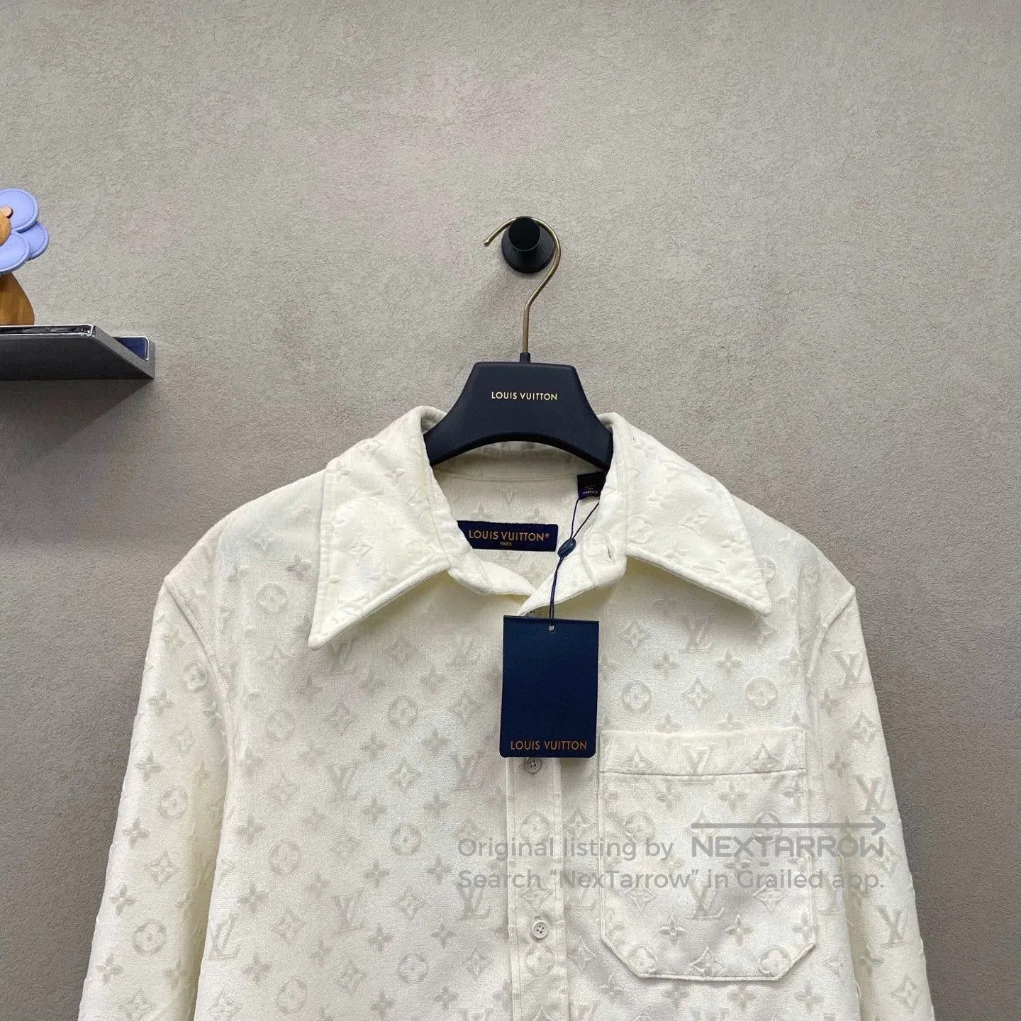 Louis Vuitton stylish white logo shirt in size large. Size US L / EU 52-54 / 3 - 4 Thumbnail
