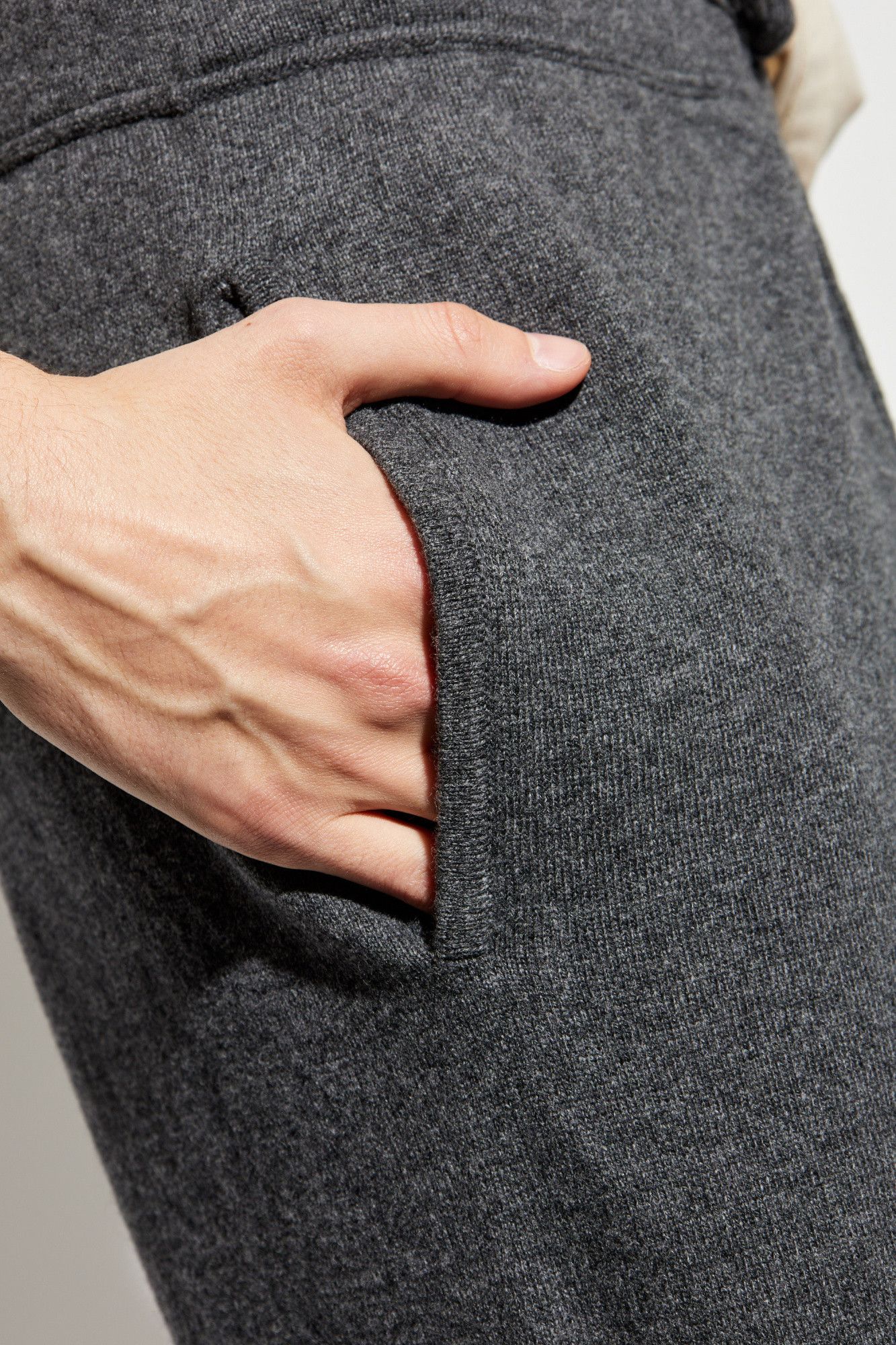 Maison Margiela oc11z0925 Sweatpants & Joggers in Dark Grey Size US 32 / EU 48 - 5 Thumbnail