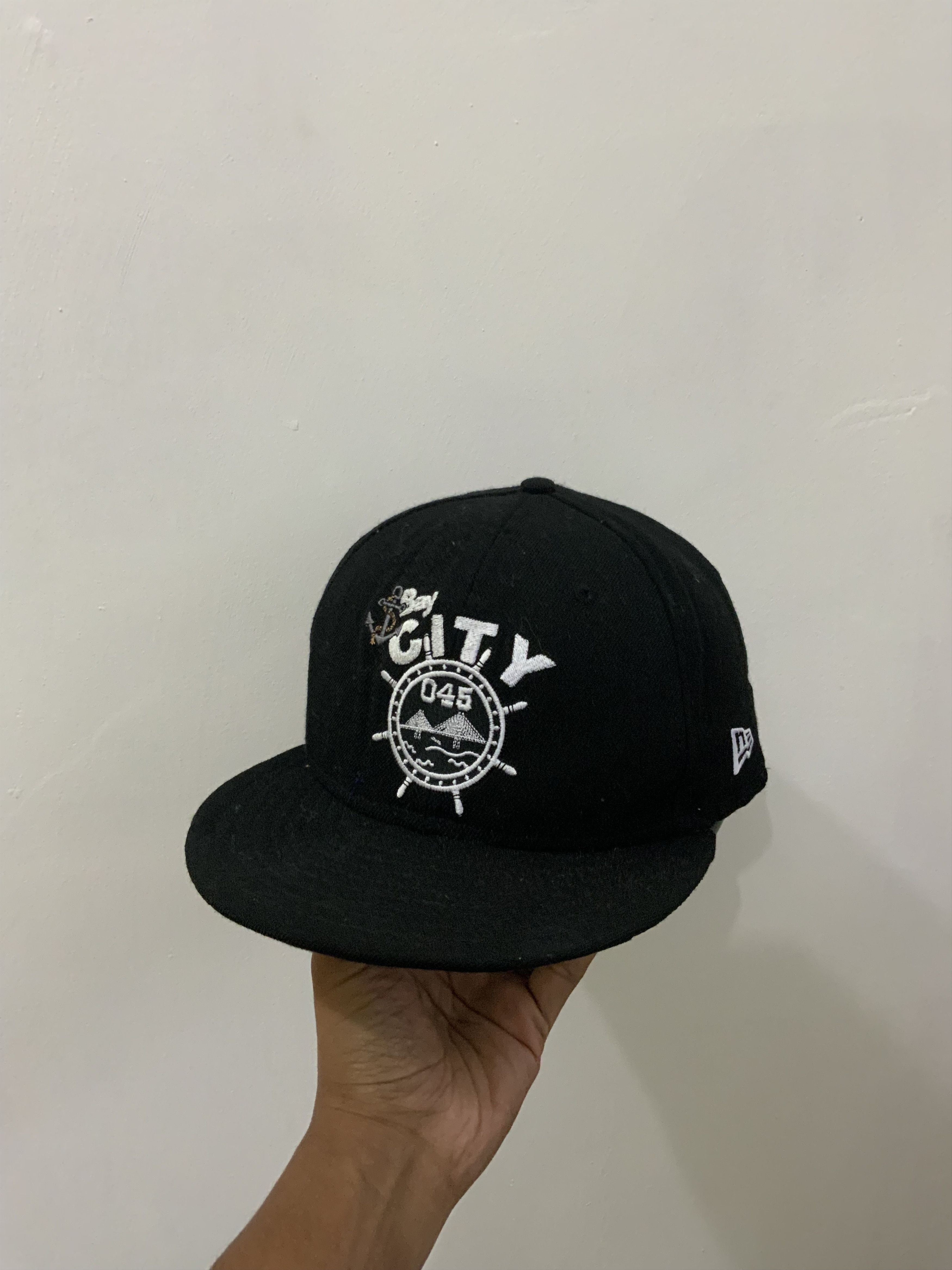 New Era Bay City 045 New Era Fitted Hat Size ONE SIZE - 1 Thumbnail