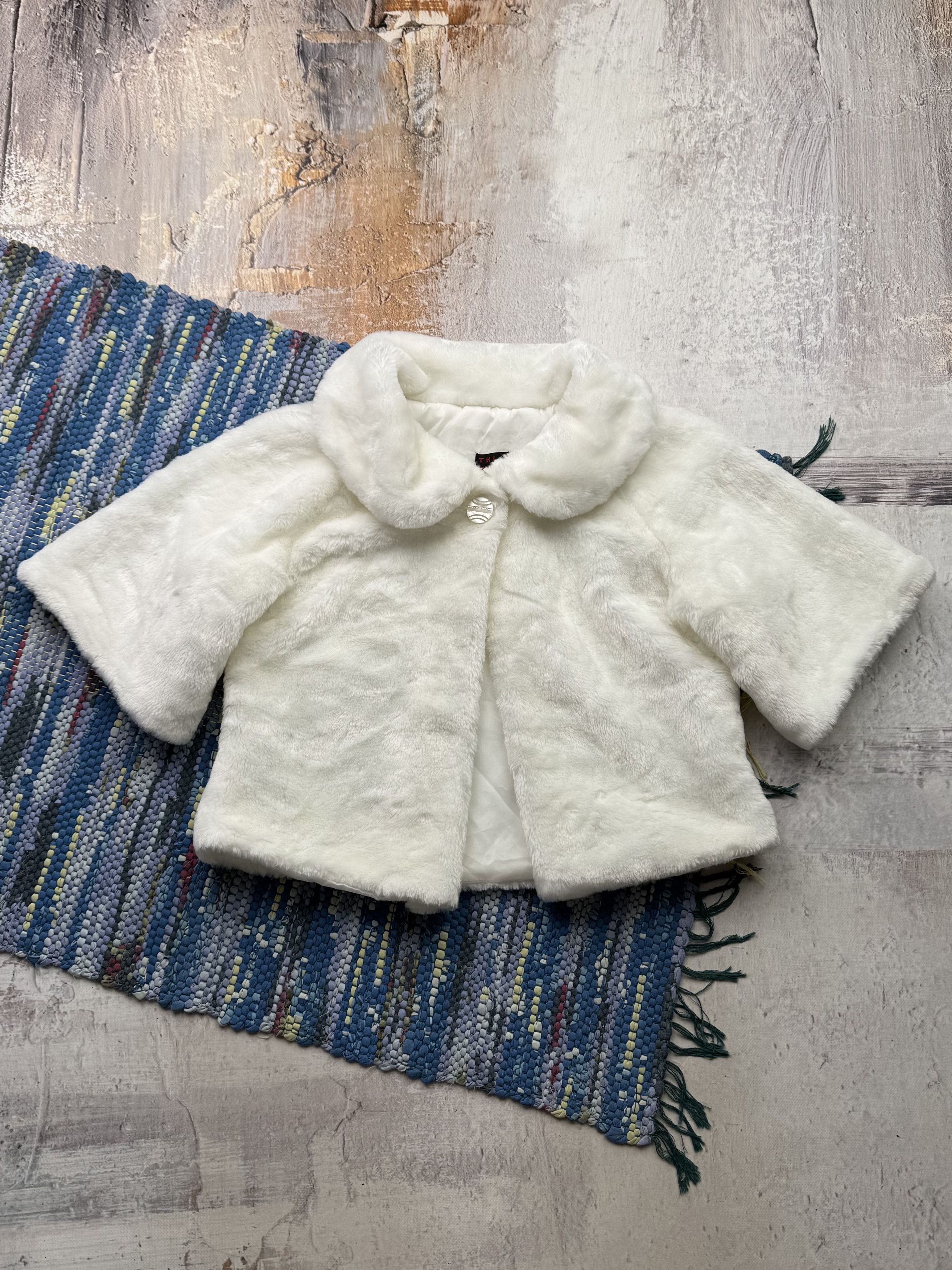 Japanese Brand Vintage Cropped Faux Fur Jacket D15(582)A790 Size M / US 6-8 / IT 42-44 - 1 Thumbnail