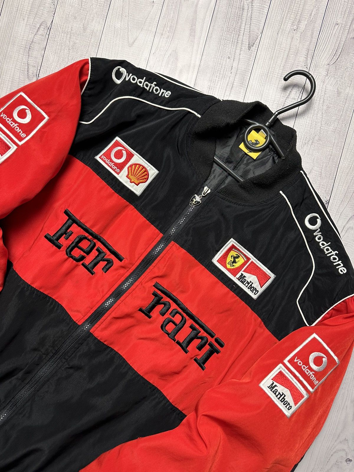 Vintage Vintage Ferrari racing jacket big logo size XXL Size US XXL / EU 58 / 5 - 3 Thumbnail