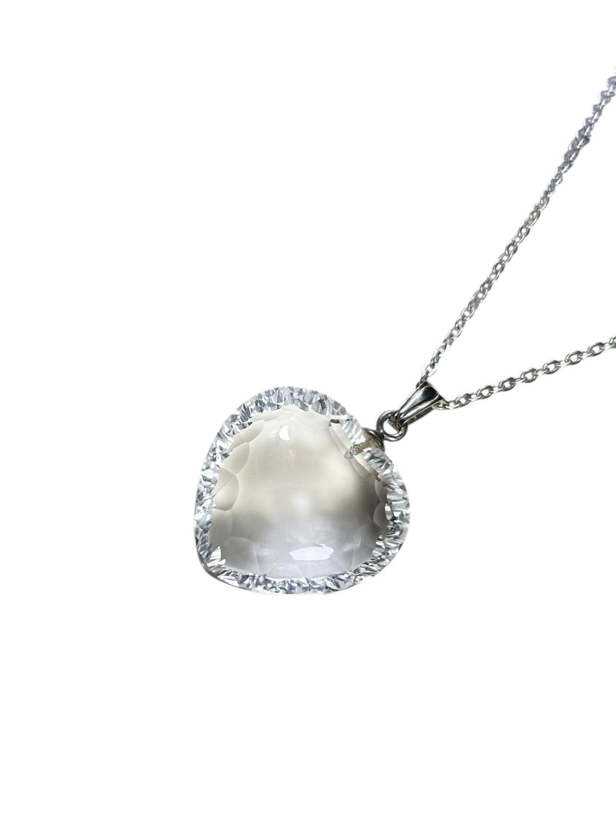 Vintage 2000s JAPANESE MADE LUMINOUS GLASS HEART PENDANT NECKLACE Size ONE SIZE - 3 Thumbnail