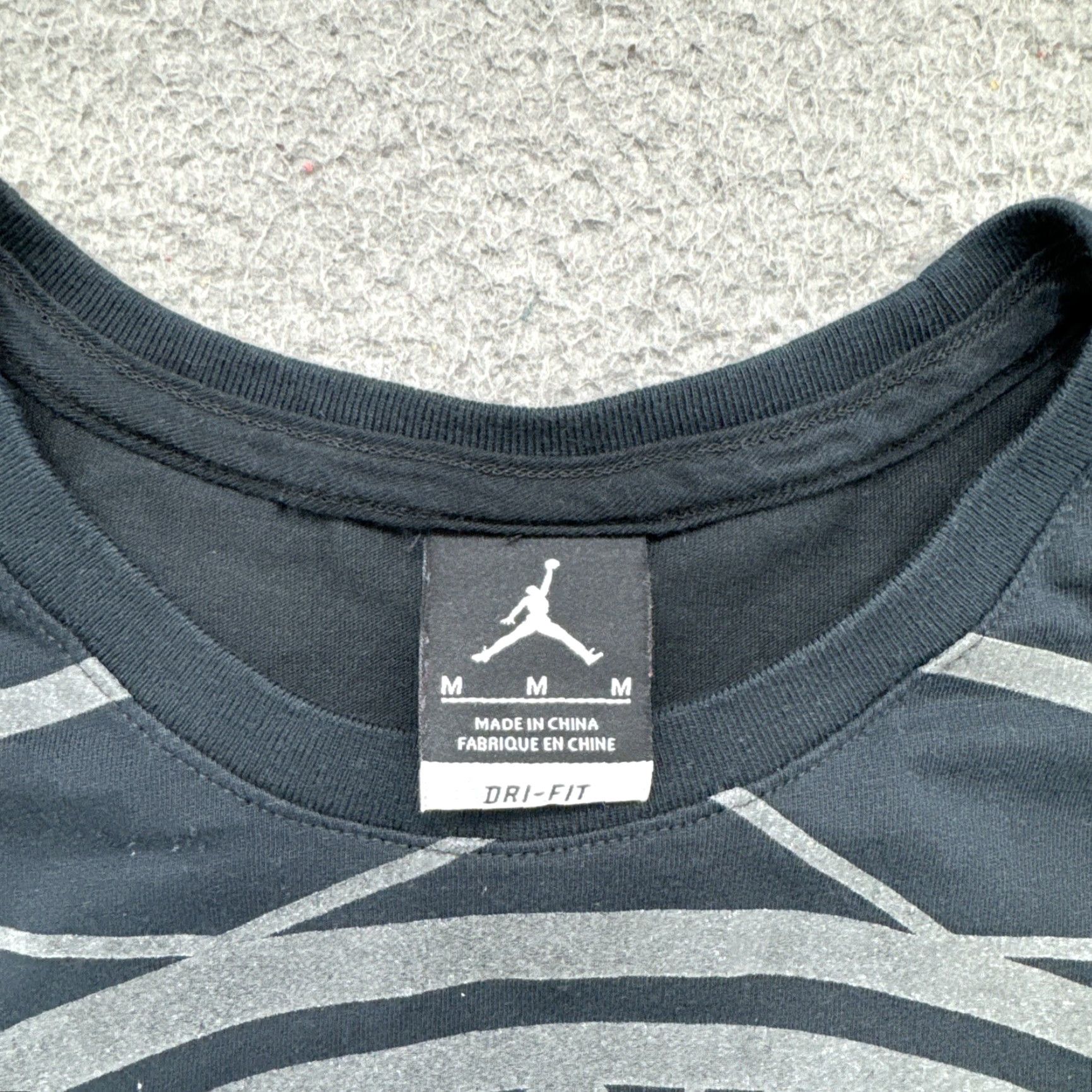 Jordan Brand Air Jordan Mens Black Long Sleeve Dri Fit Big Logo Shirt Medium Size US M / EU 48-50 / 2 - 3 Thumbnail
