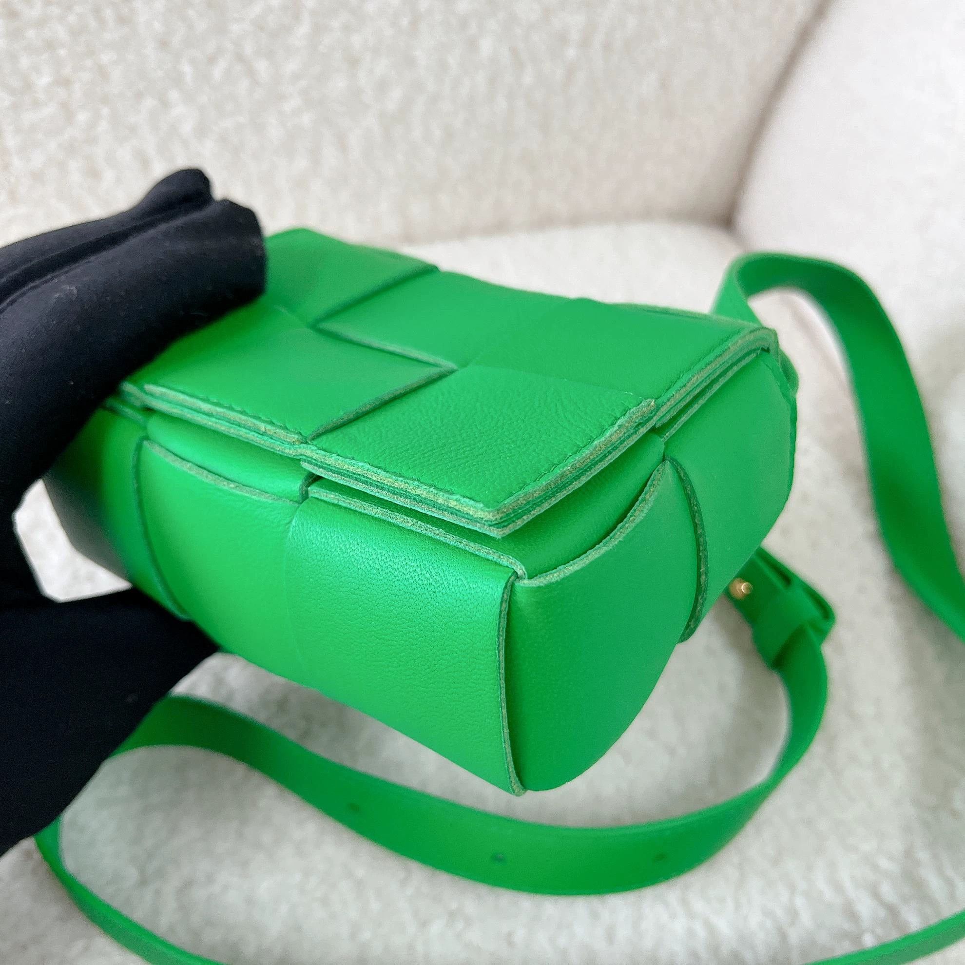 Bottega Veneta Bottega Veneta green woven Tofu crossbody bag Size ONE SIZE - 6 Thumbnail
