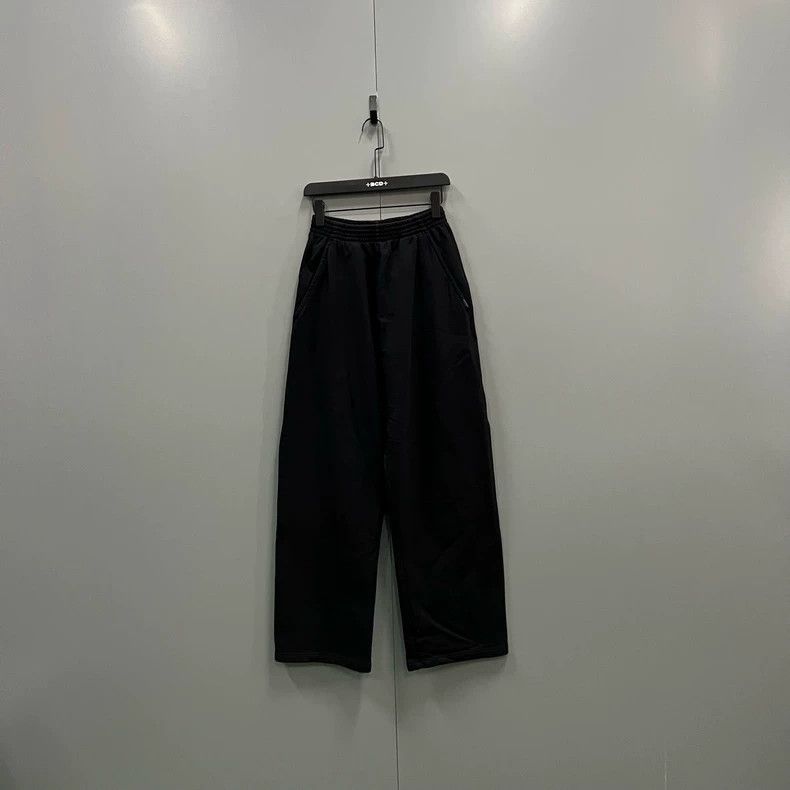 Balenciaga Balenciaga size XS Black wide-leg pants Size US 26 / EU 42 - 1 Thumbnail