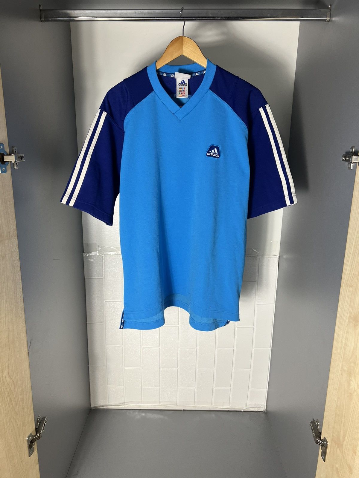Adidas VINTAGE ADIDAS ORIGINAL EQUIPMENT RETRO T-SHIRT CASUAL 90s Size US L / EU 52-54 / 3 - 1 Thumbnail