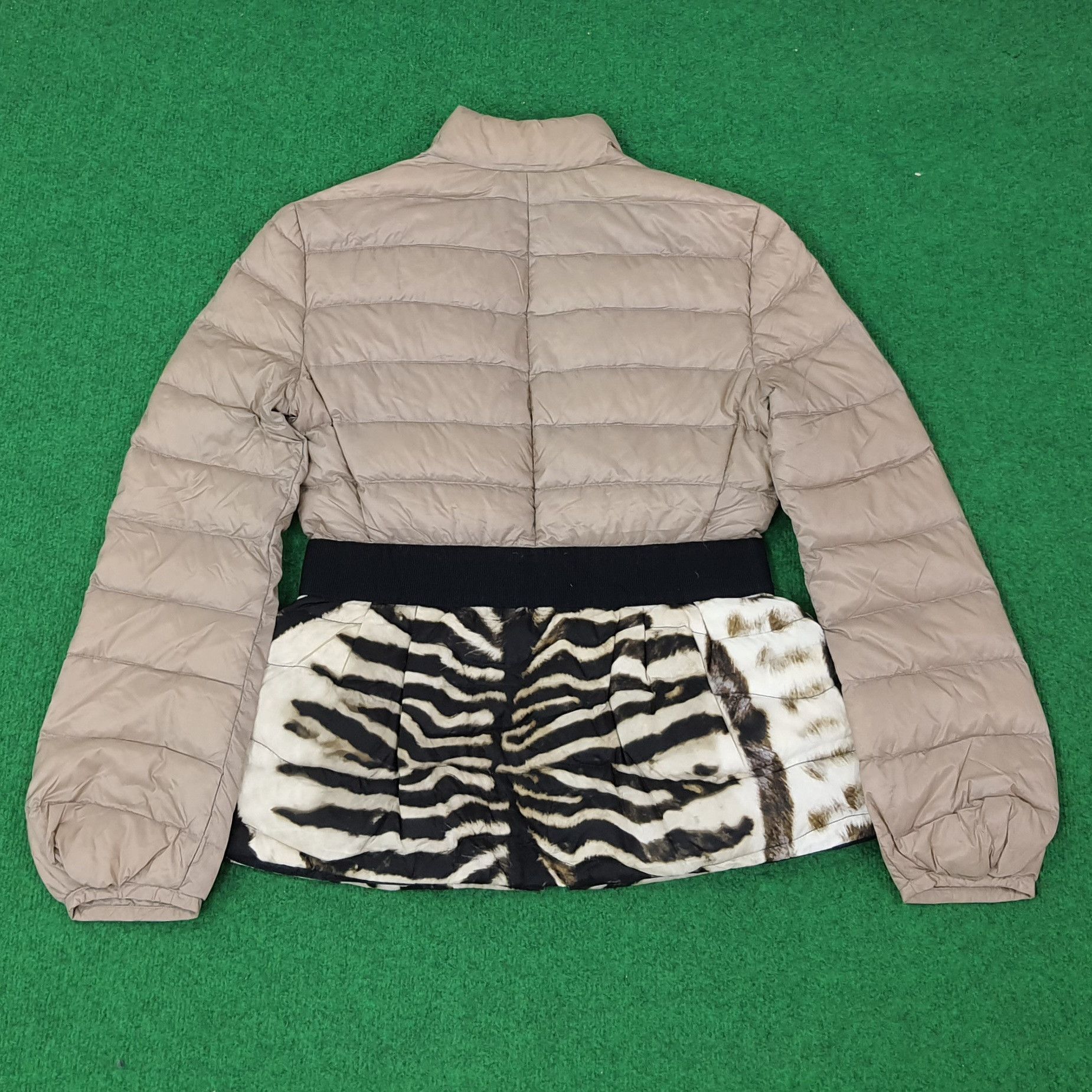 Moncler Vintage Moncler Designer Outdoor Puffer Jacket C247N26 Size S / US 4 / IT 40 - 2 Thumbnail