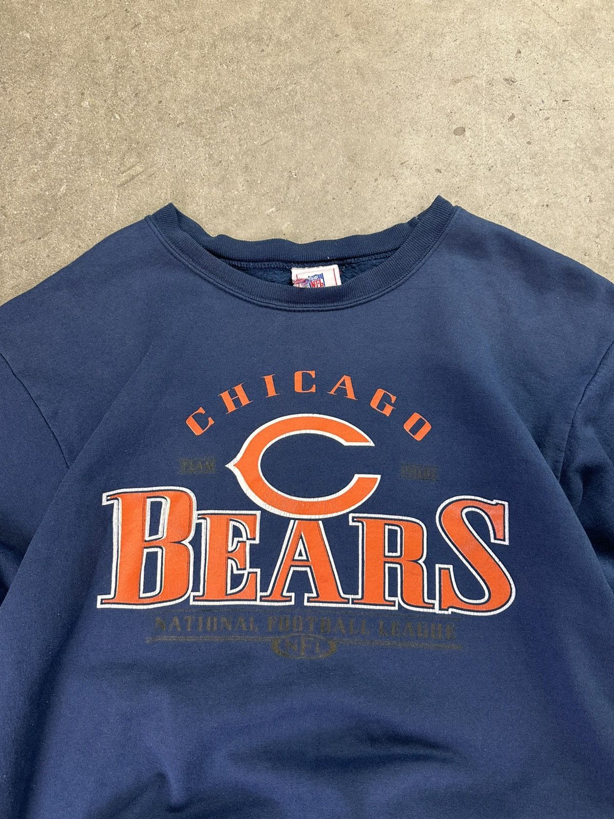 Vintage vintage chicago bears nfl football spellout crewneck xl Size US XL / EU 56 / 4 - 3 Thumbnail