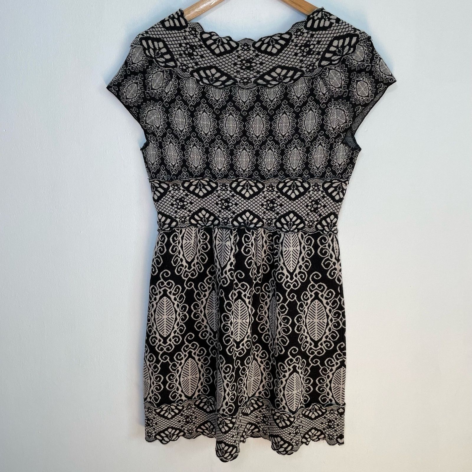 Anthropologie Knitted & Knotted Patterned Dress M Womens Scallop Mini Wool Size M / US 6-8 / IT 42-44 - 3 Thumbnail