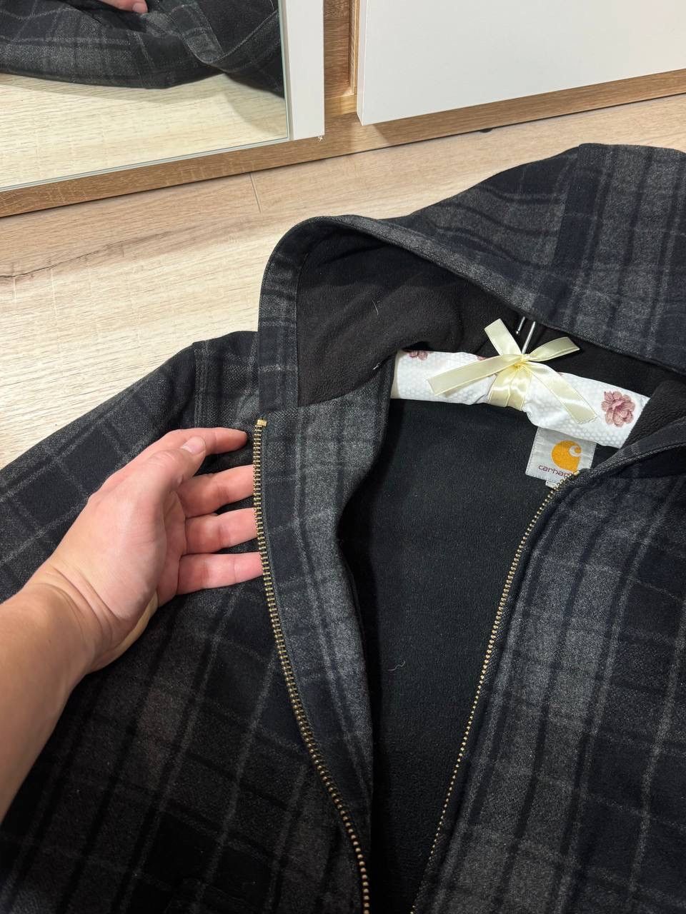 Carhartt Vintage Carhartt Active Jacket Size M Gray/Black Check Wool Size US M / EU 48-50 / 2 - 8 Thumbnail