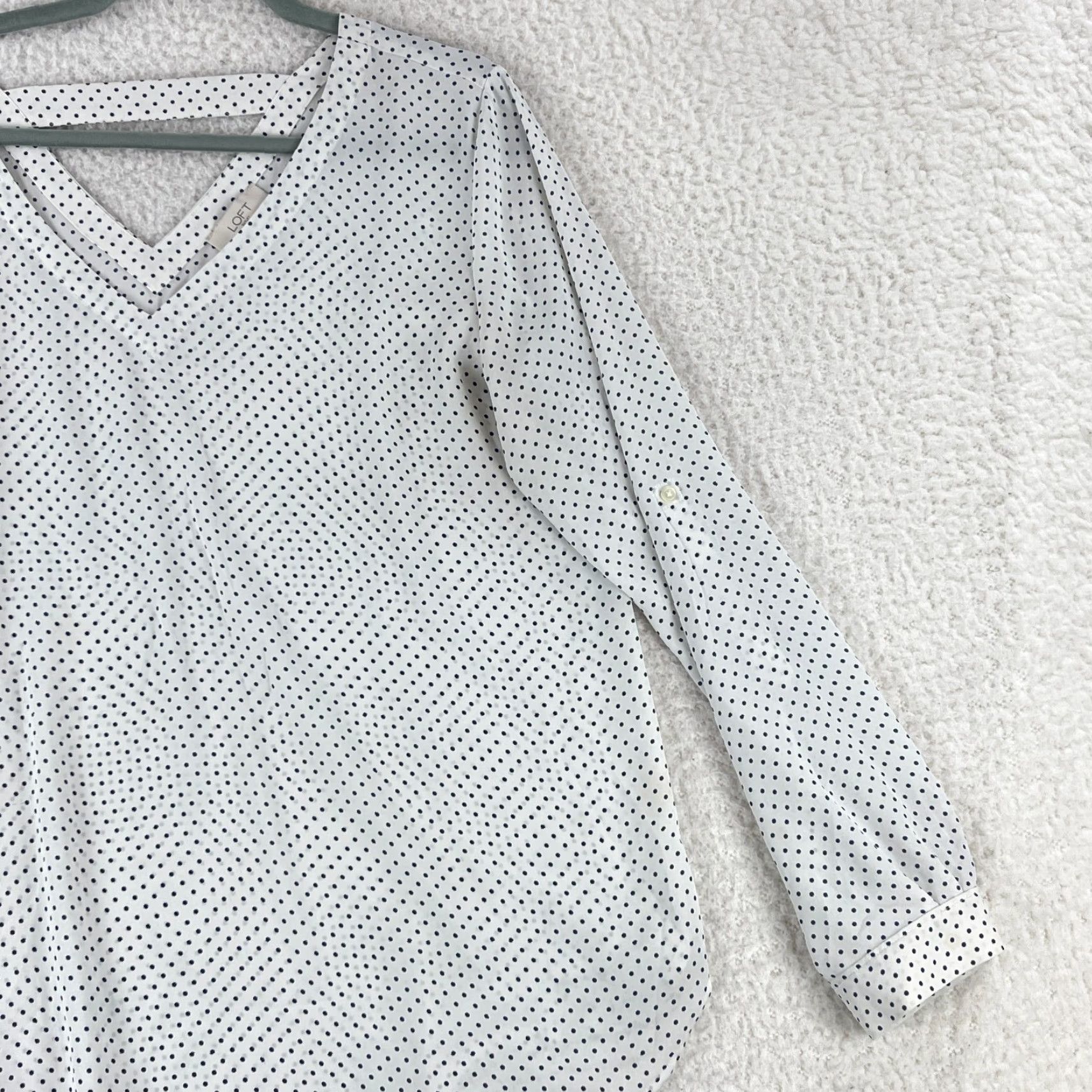 Loft LOFT Outlet White Black Polka Dot Print Shirt Womens V-Neck Long Sleeve Size Large Size L / US 10 / IT 46 - 4 Thumbnail