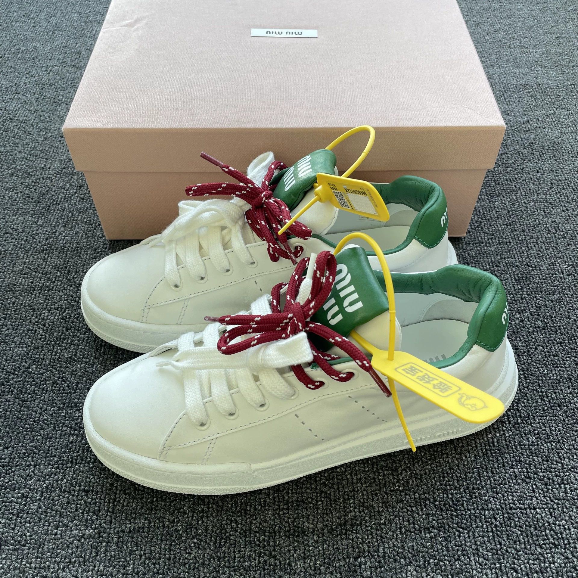 Miu Miu MIU MIU Wmns Calf Leather Low-Top Sneakers WG 38.5 Size US 8 / IT 38 - 1 Thumbnail