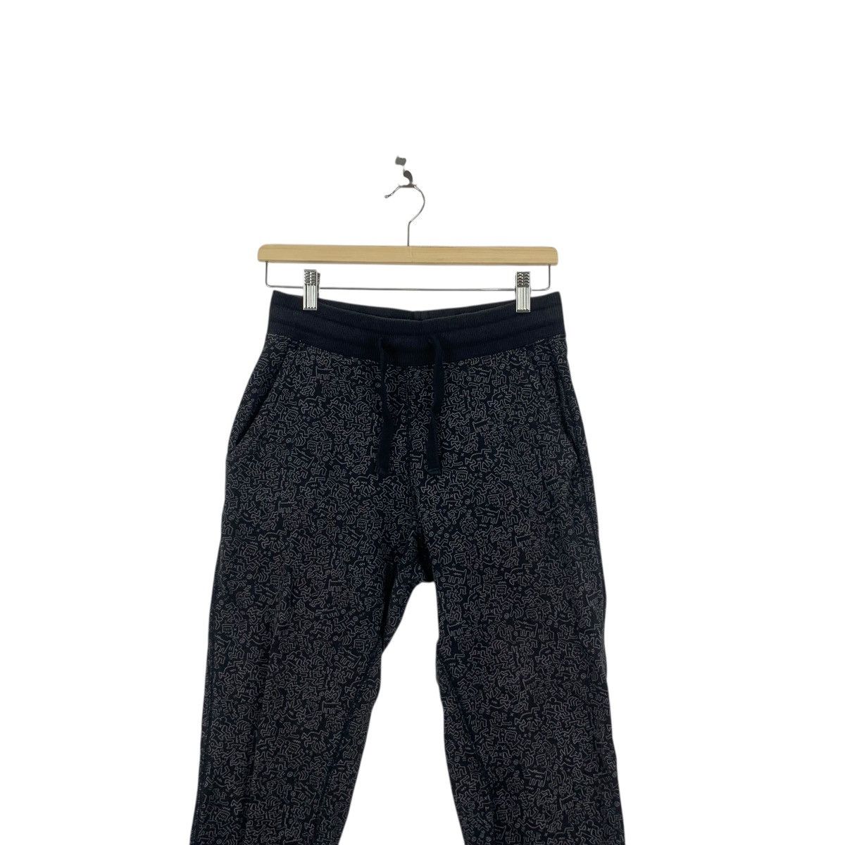 Uniqlo KEITH HARING x UNIQLO Moma Doodle Print Jogger Pant Size 28" / US 6 / IT 42 - 2 Thumbnail