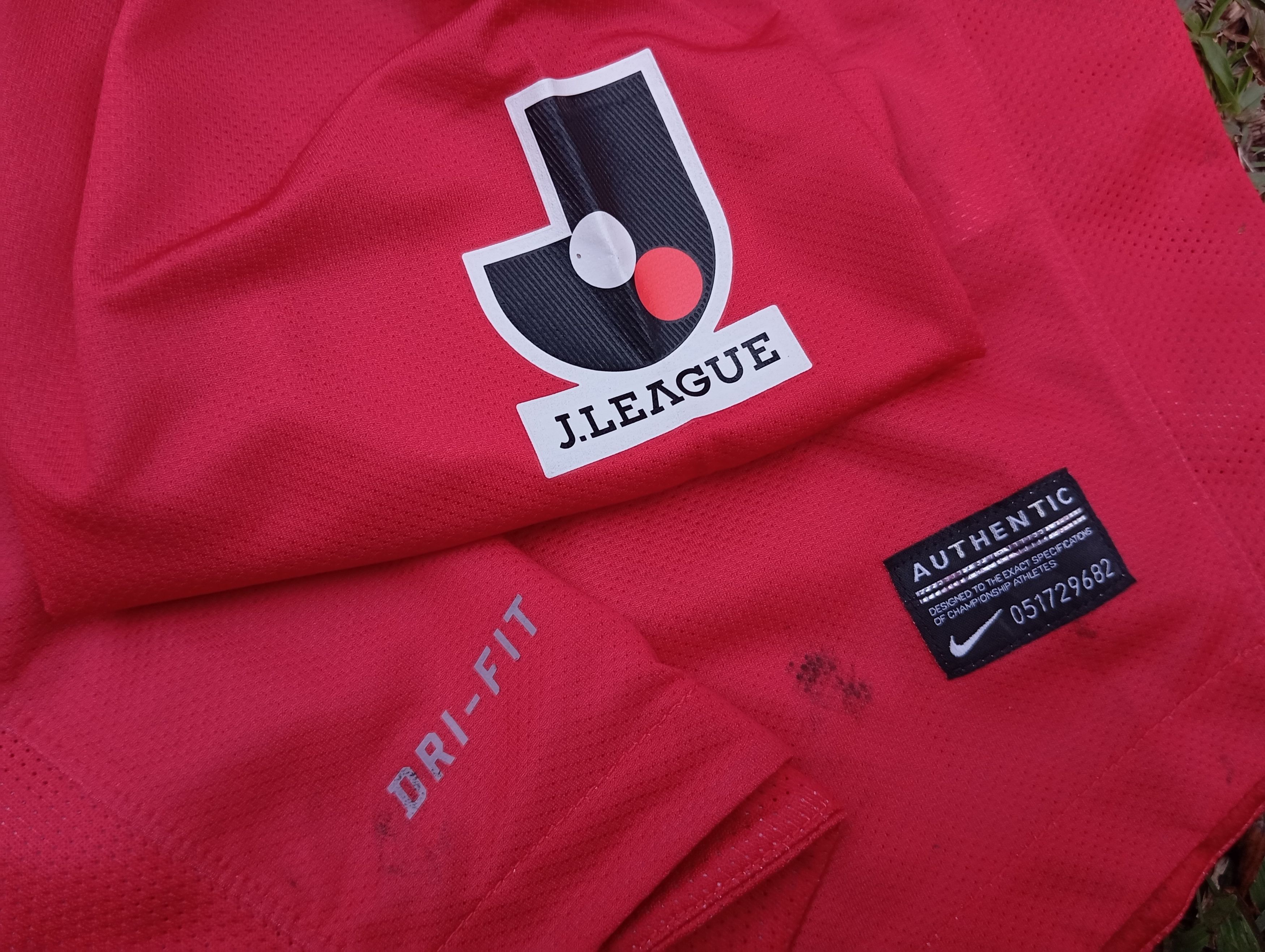 Other NEW 2012 Urawa Reds 🔥 J- League Jersey 🎌⚽ Size US M / EU 48-50 / 2 - 5 Thumbnail