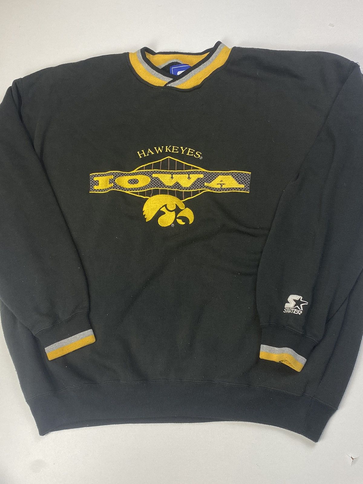 NCAA × Starter × Vintage Vintage Starter NCAA Iowa Hawkeyes Crewneck Size US XL / EU 56 / 4 - 1 Thumbnail