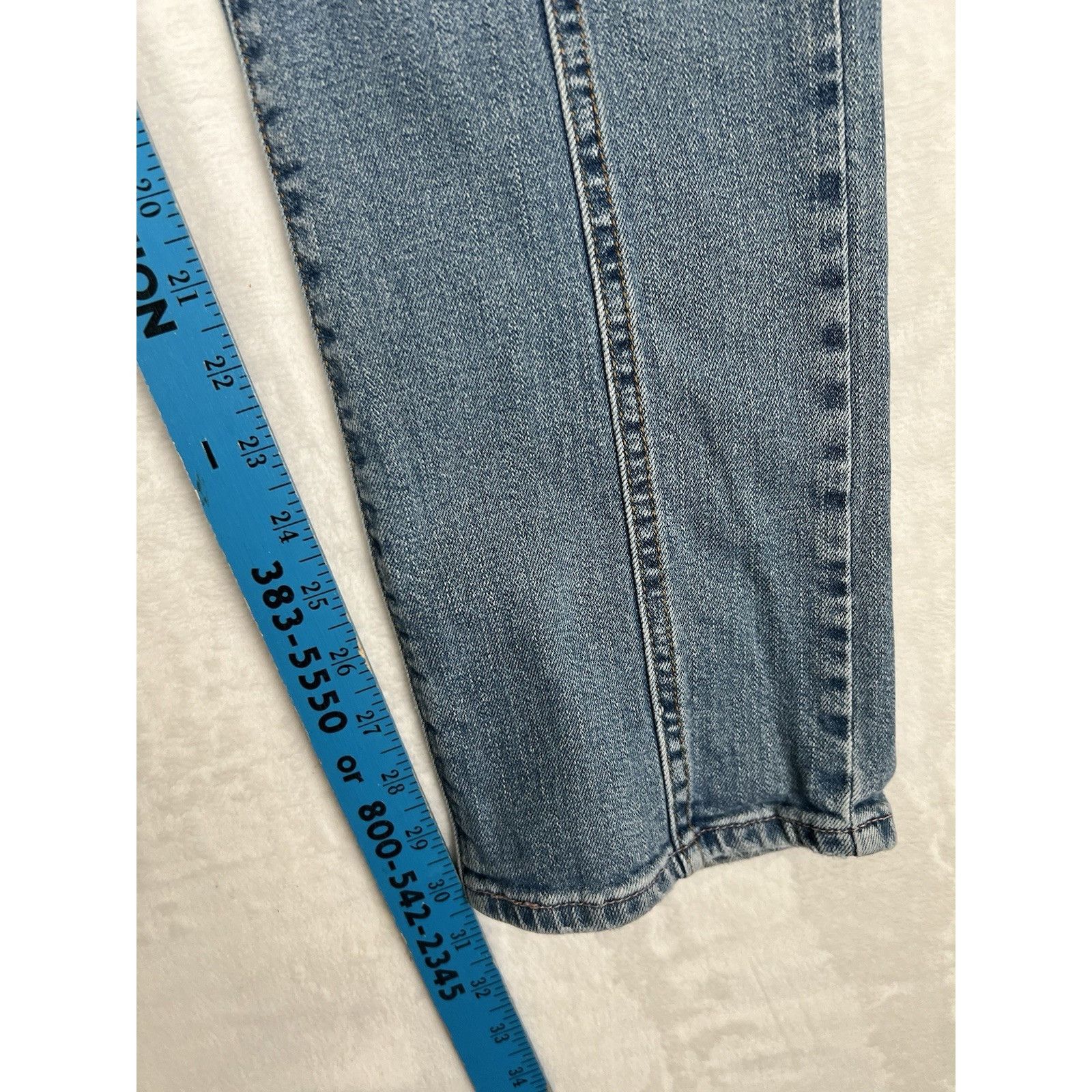 Levi's Vintage Levi’s Y2K Low Rise Denim Jeans Women’s 13 M JR Size 34" / US 12 / IT 48 - 4 Thumbnail