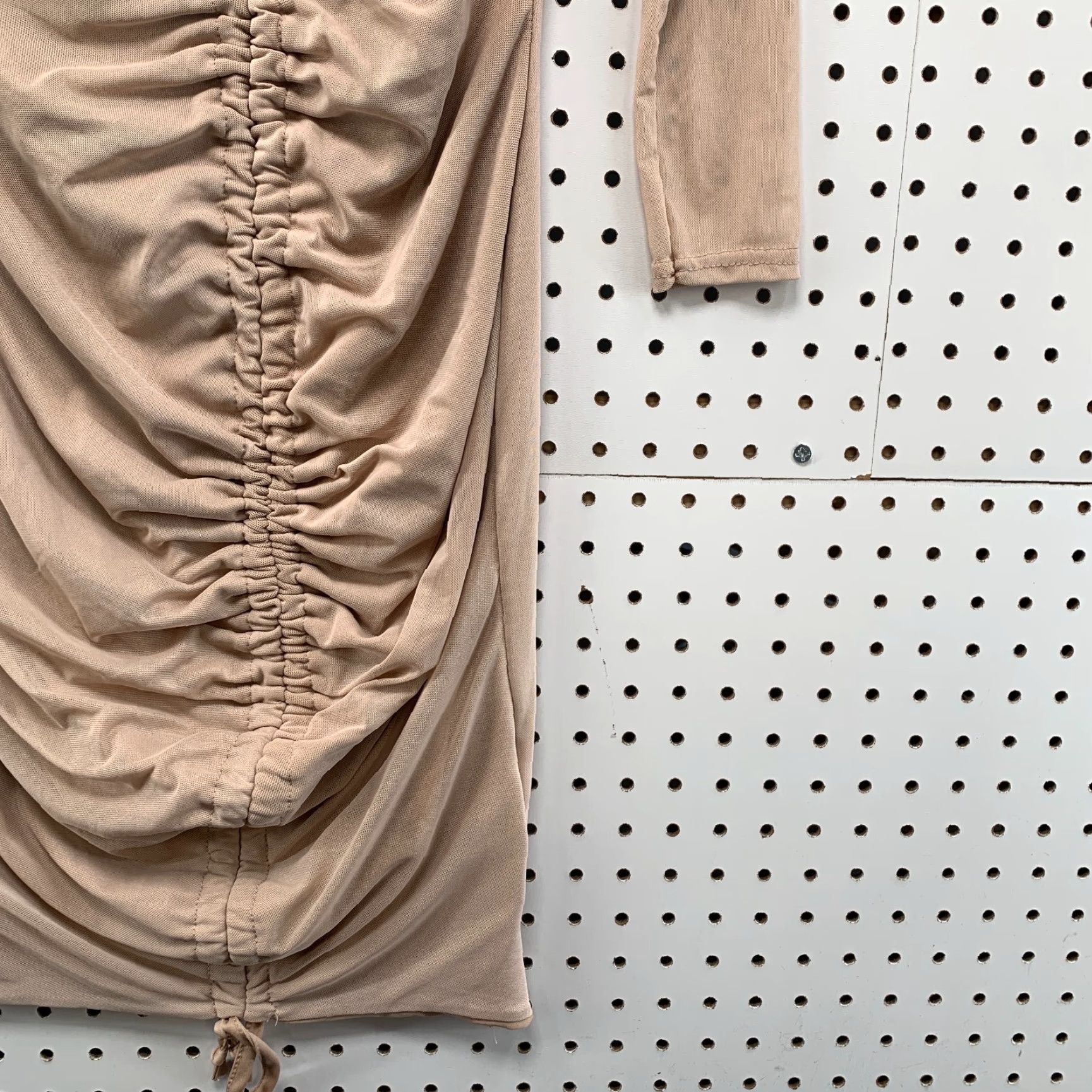 PrettyLittleThing Pretty Little Thing Dress Off The Shoulder Ruched Brown Womens Size 8 NWT Size M / US 6-8 / IT 42-44 - 5 Thumbnail
