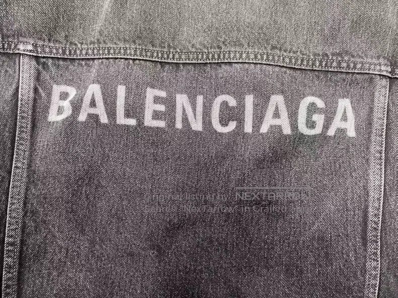 Balenciaga Balenciaga Distressed Logo Printed Collar Casual Loose Fit Size US S / EU 44-46 / 1 - 3 Thumbnail