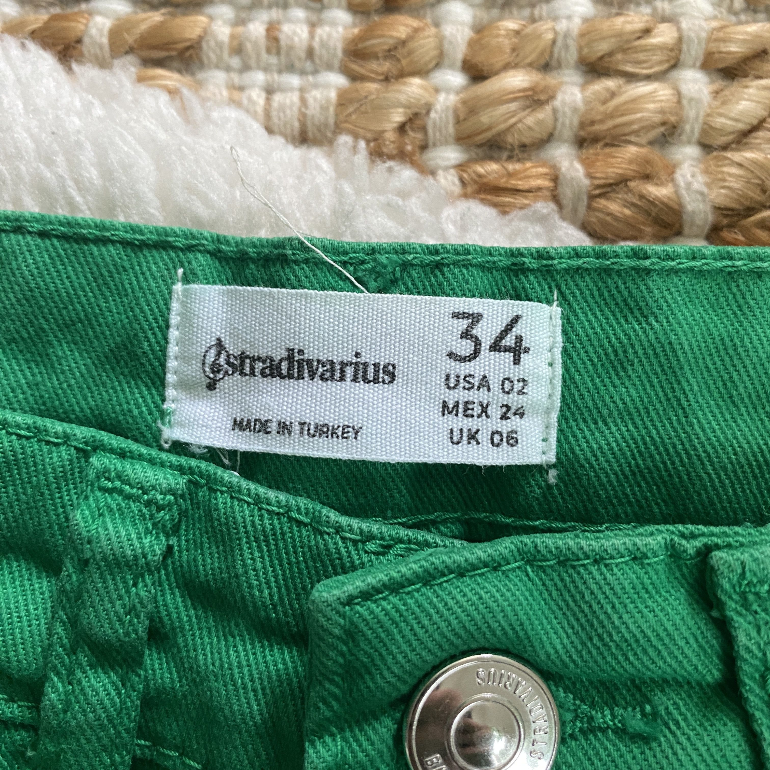 Stradivarius Stradivarius Slim Flare Jeans with Split Hem – Bright Green Size 26" / US 2 / IT 38 - 10 Thumbnail